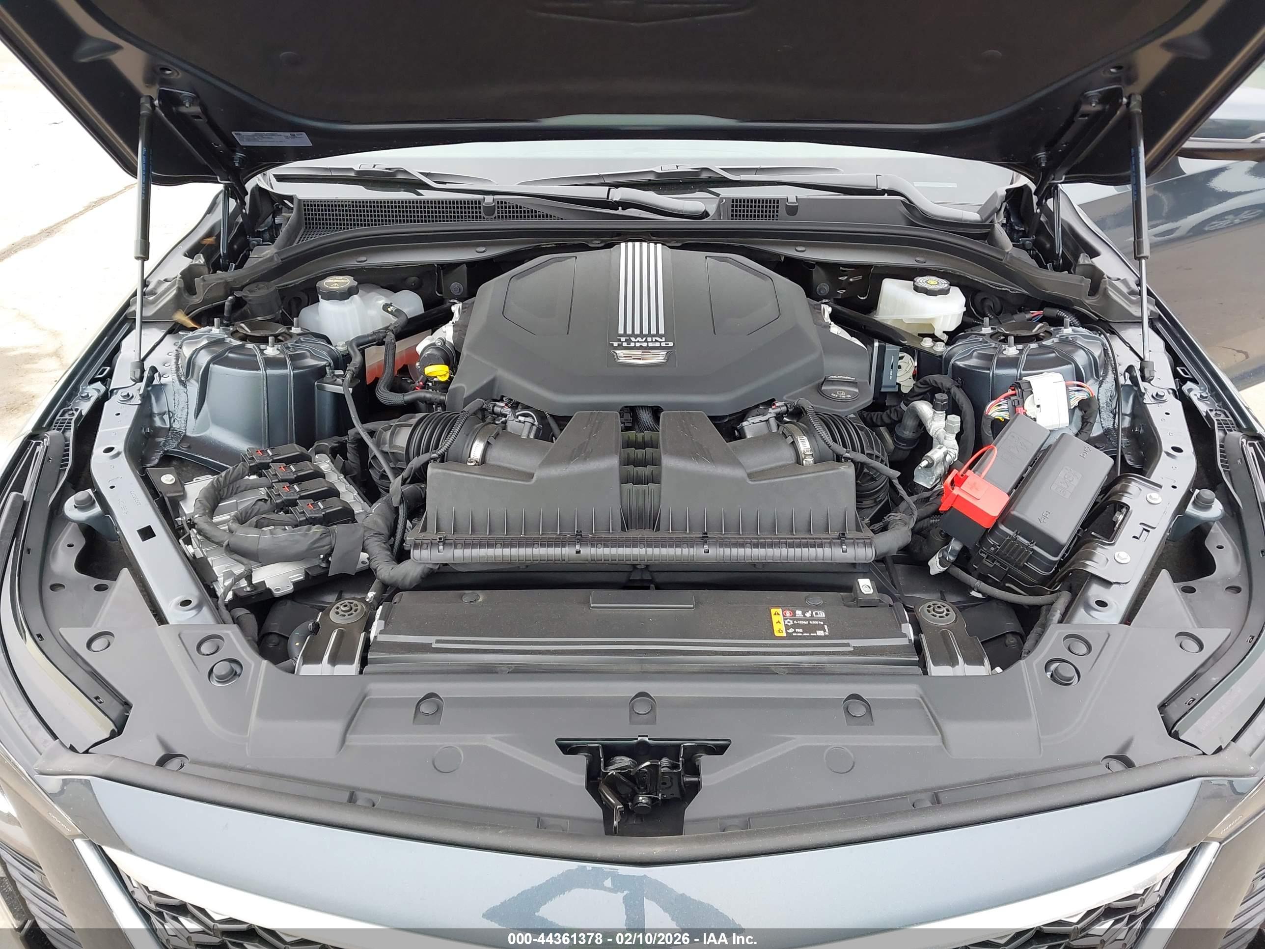 CADILLAC CT5 image 10