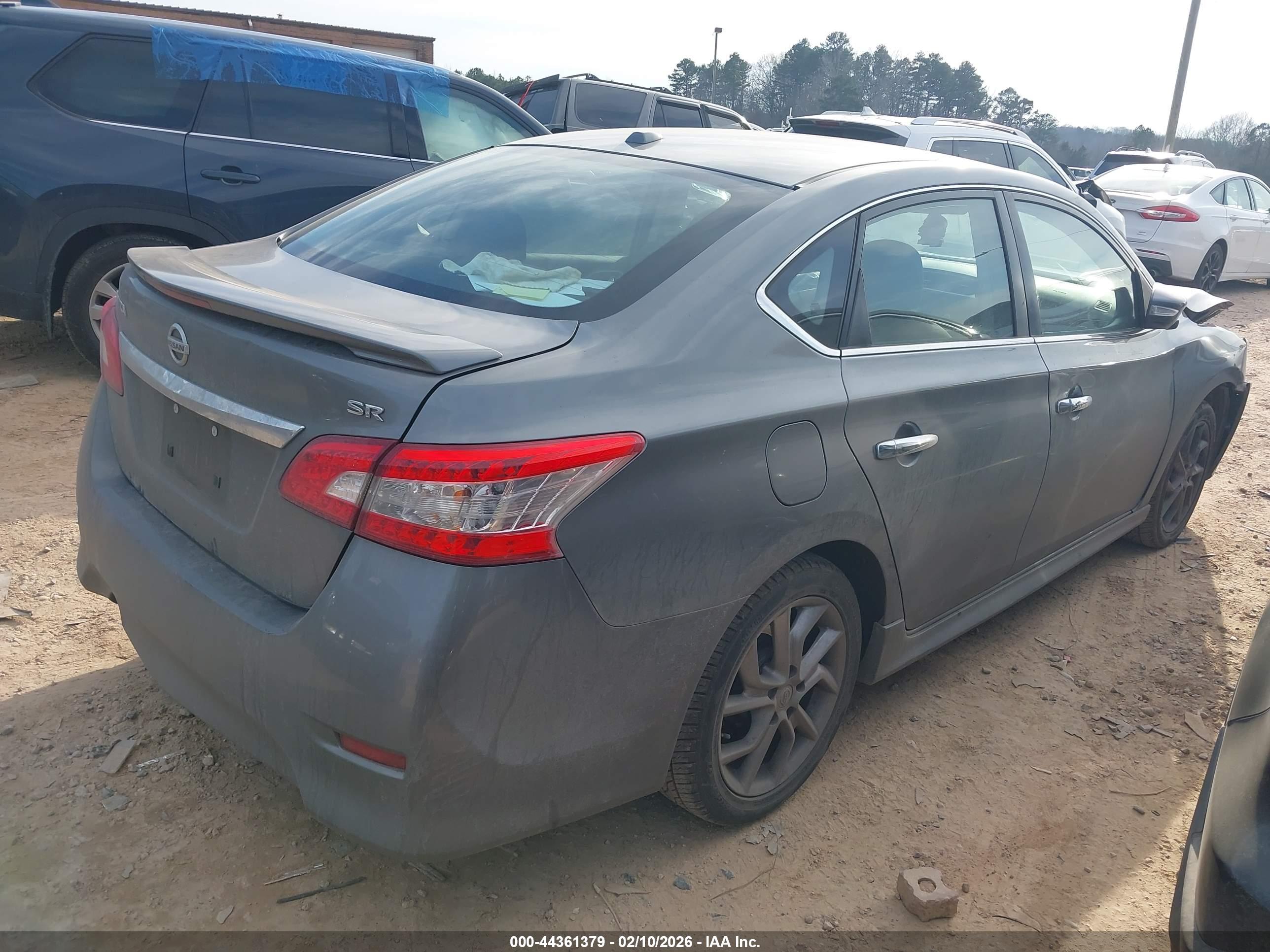 NISSAN SENTRA image 4