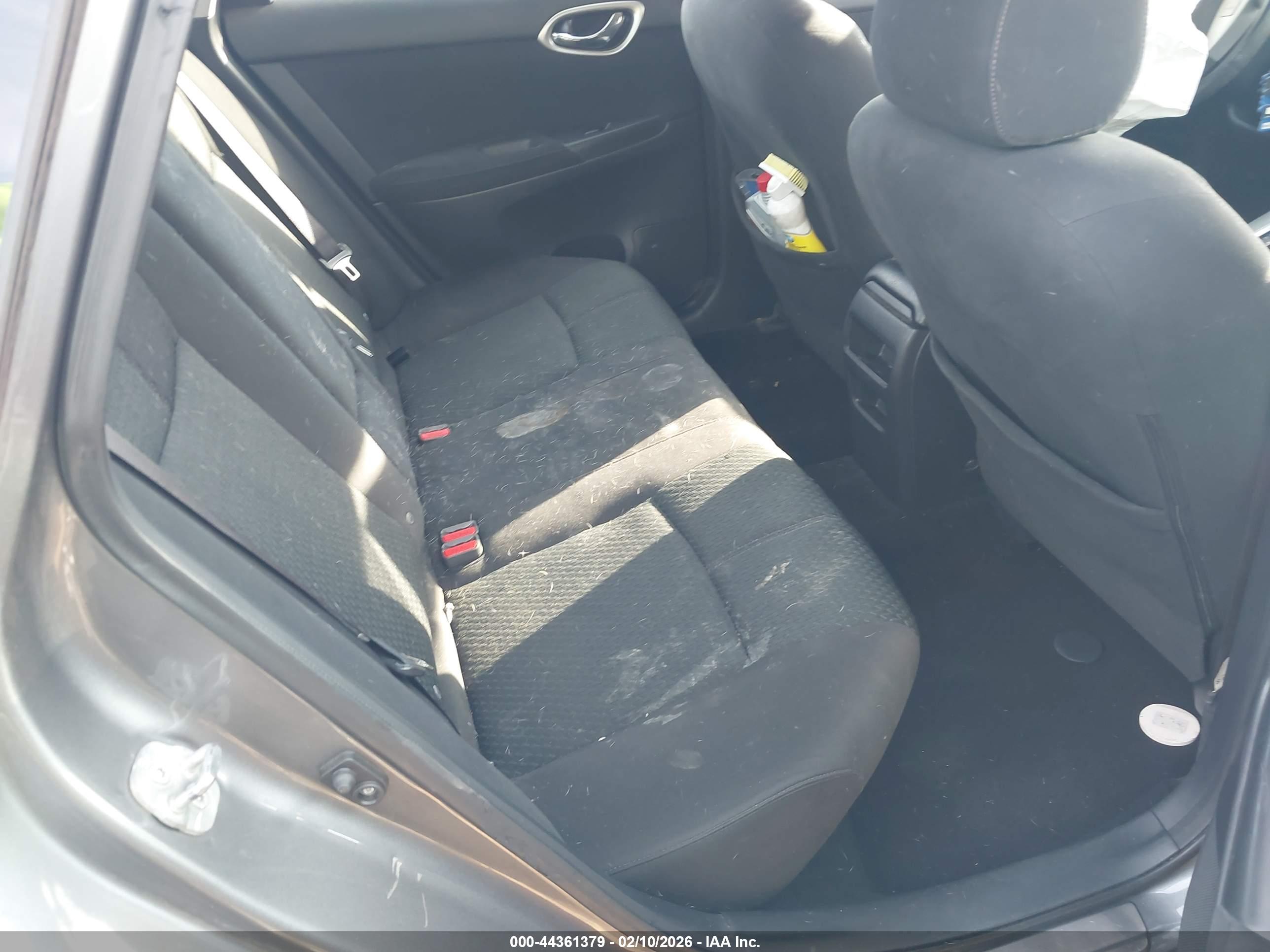 NISSAN SENTRA image 8