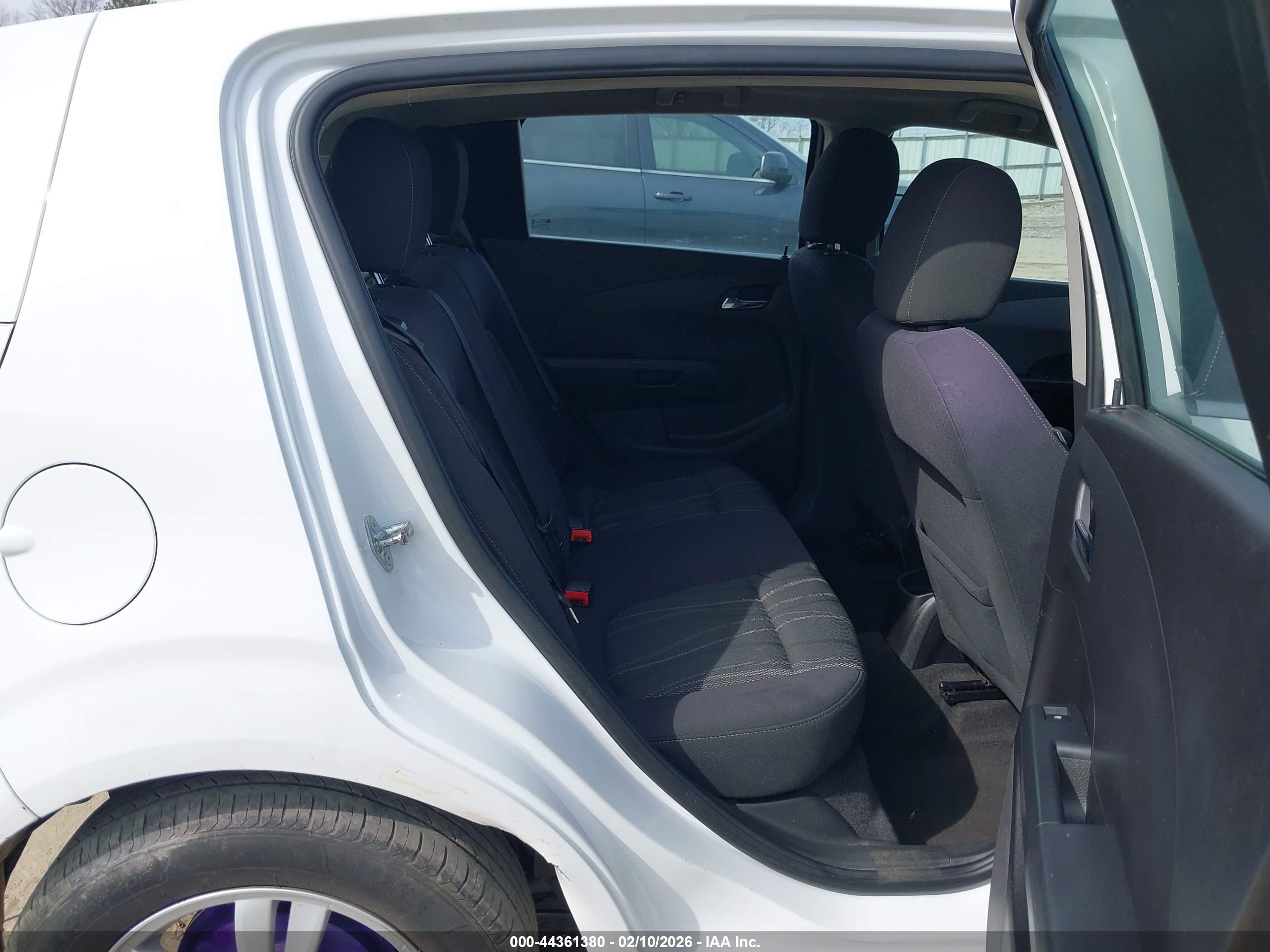 CHEVROLET SONIC image 8