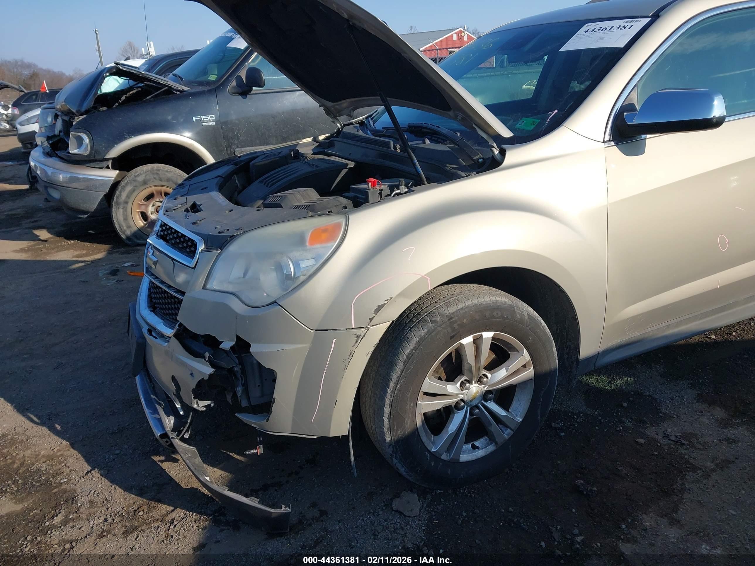 CHEVROLET EQUINOX image 6