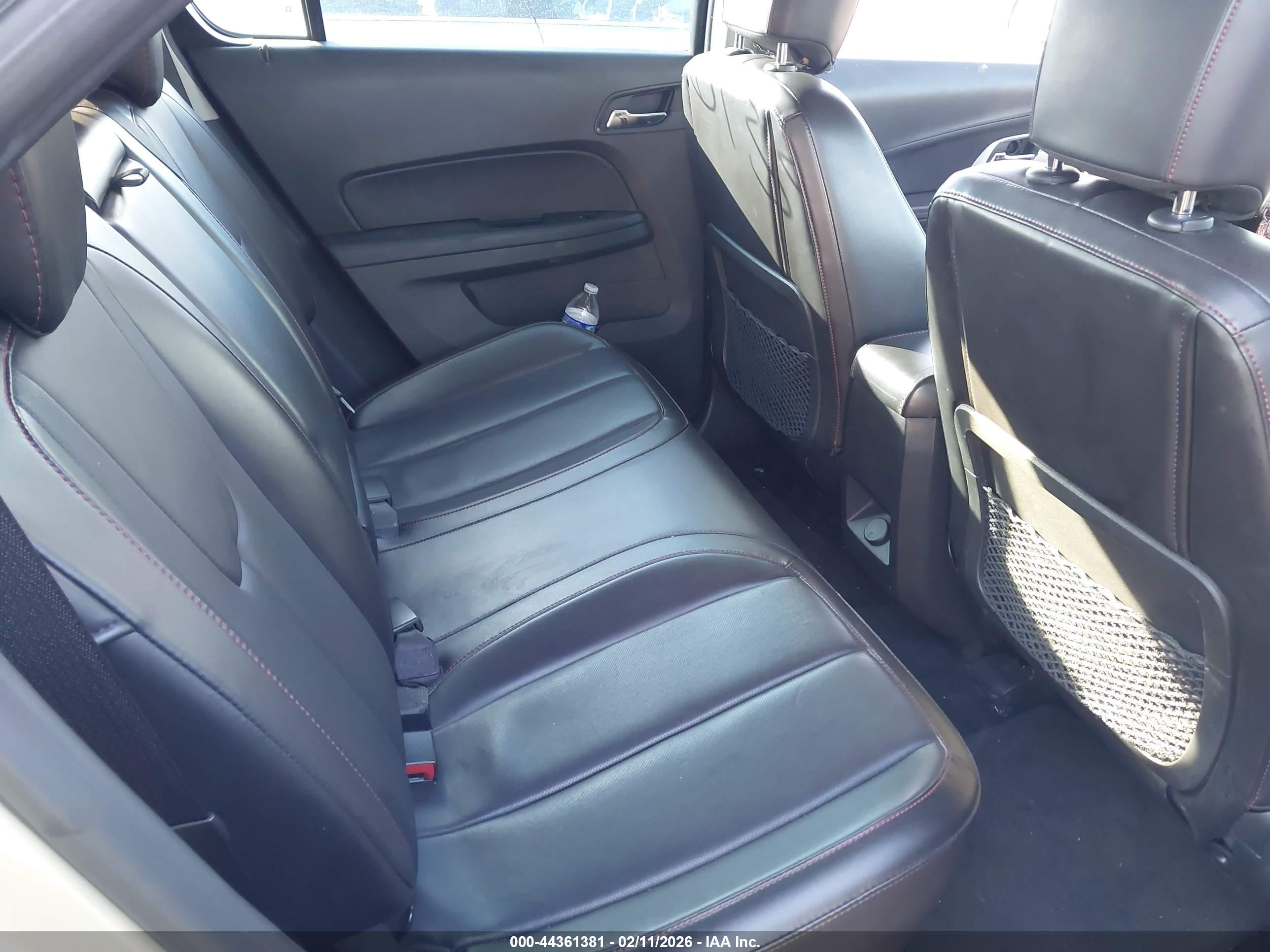 CHEVROLET EQUINOX image 8