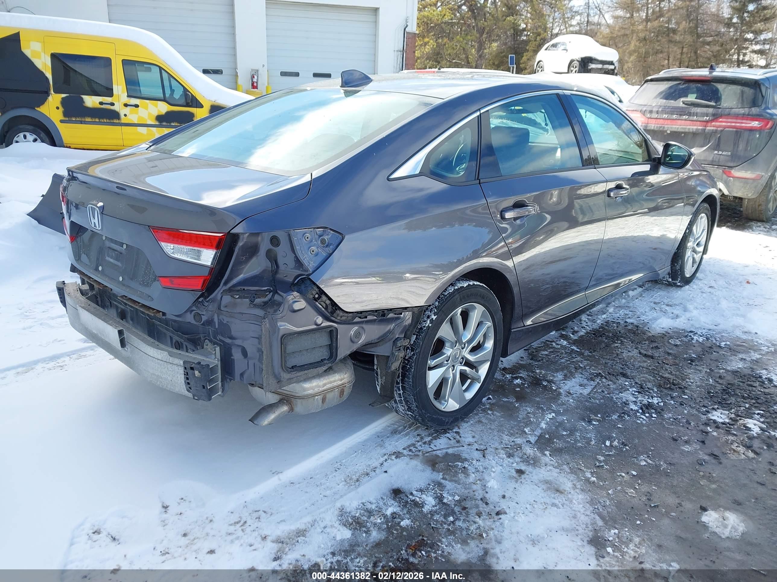 HONDA ACCORD image 4