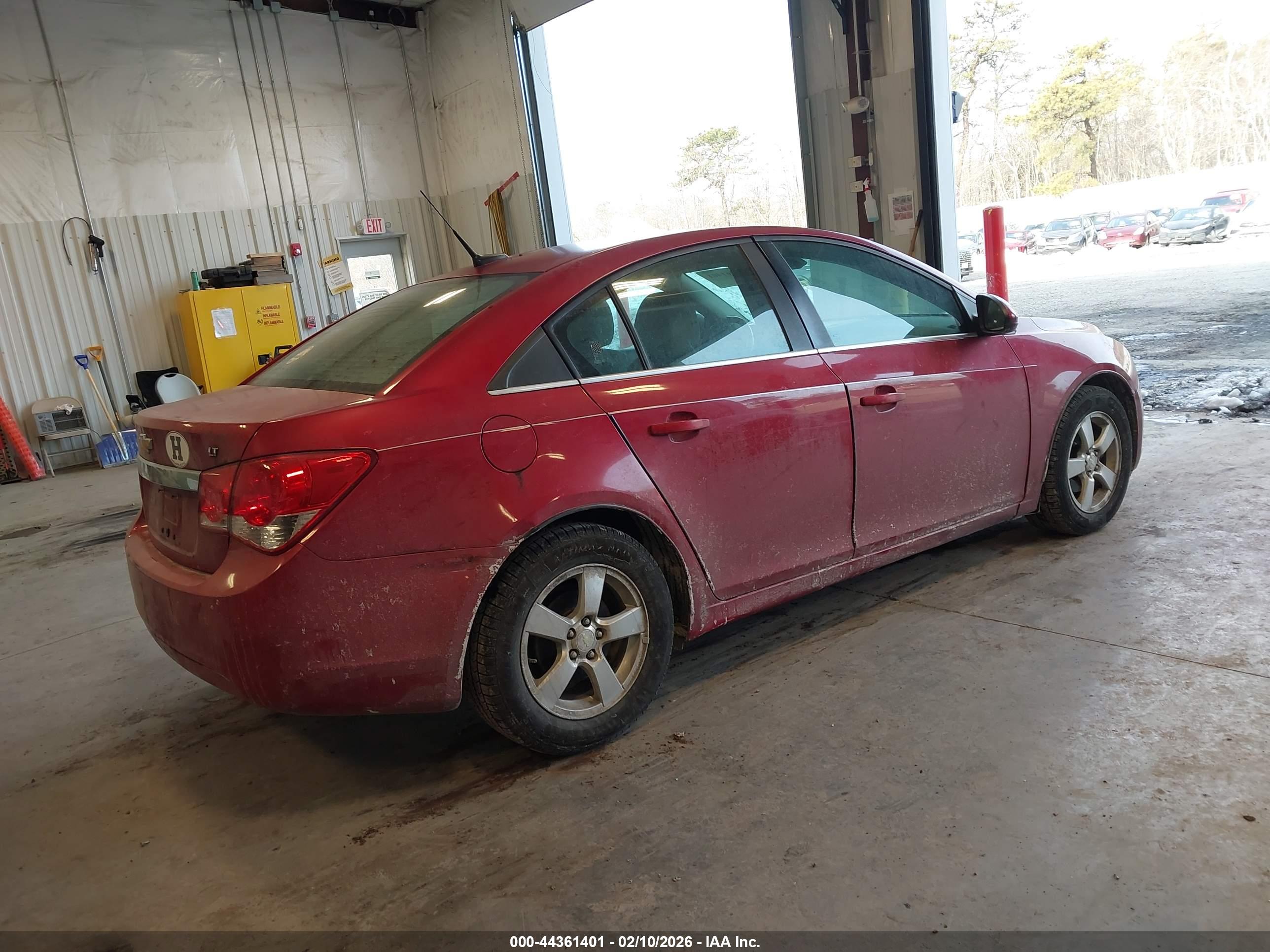 CHEVROLET CRUZE image 4