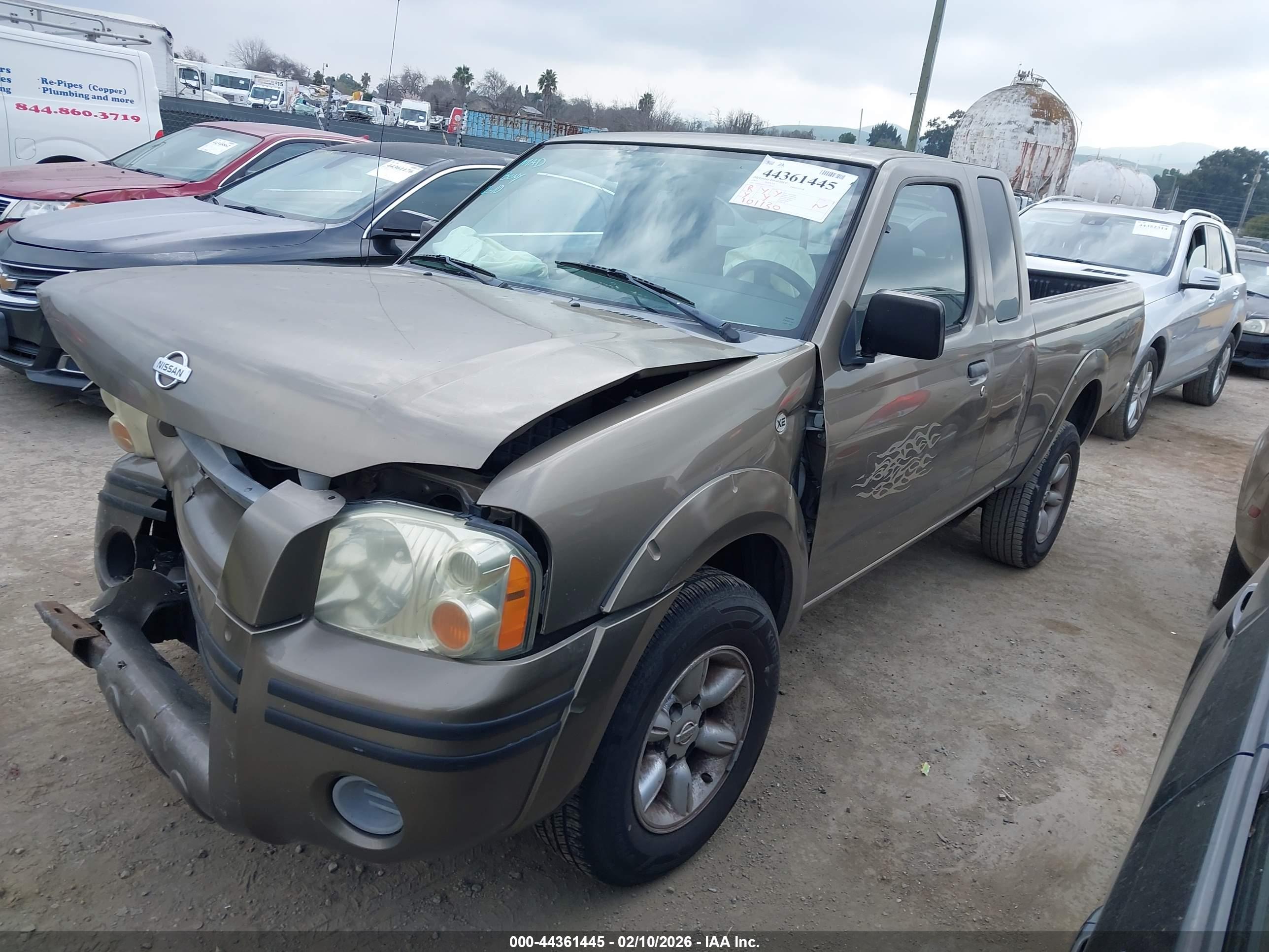 NISSAN FRONTIER image 2