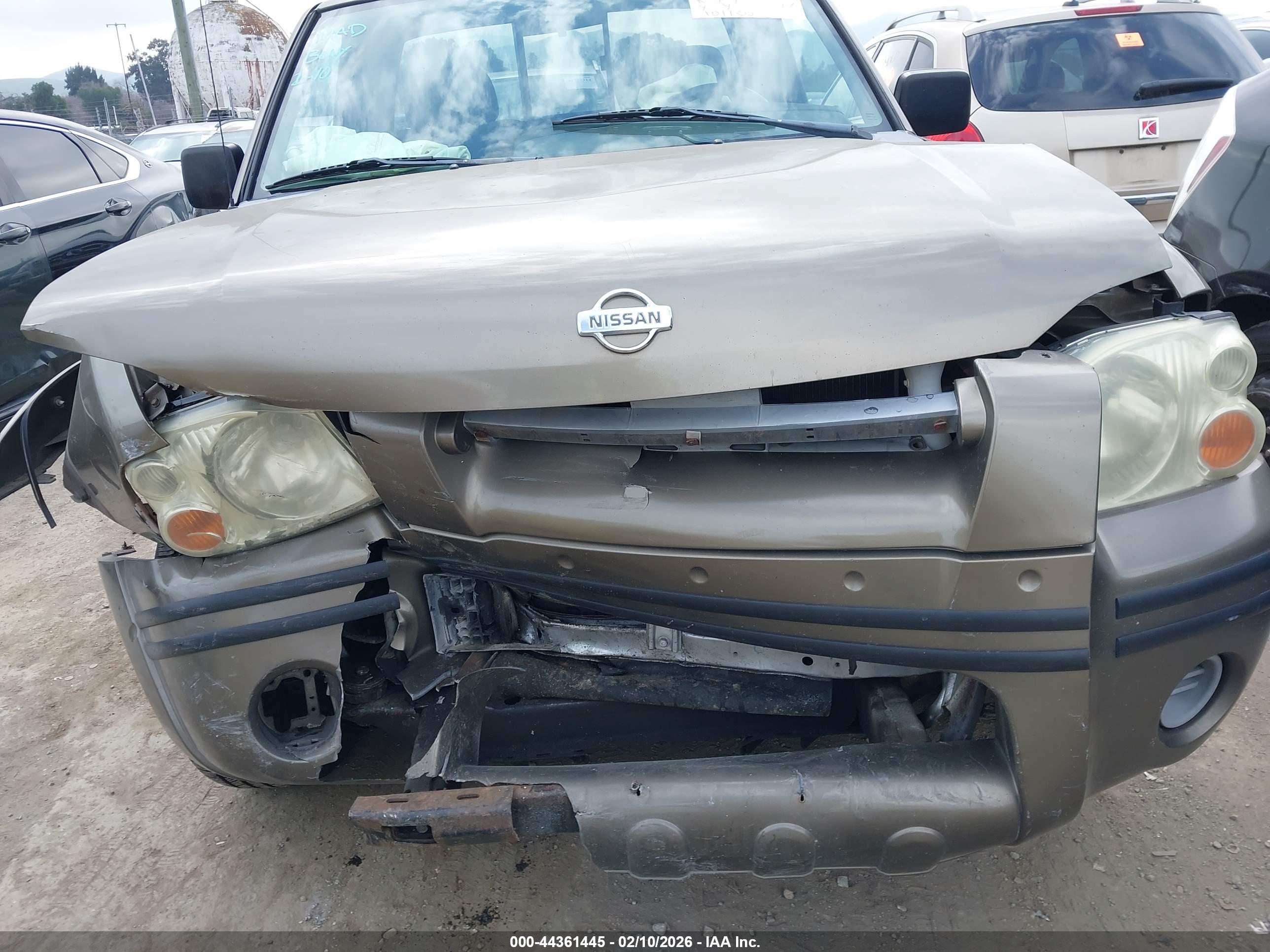 NISSAN FRONTIER image 6