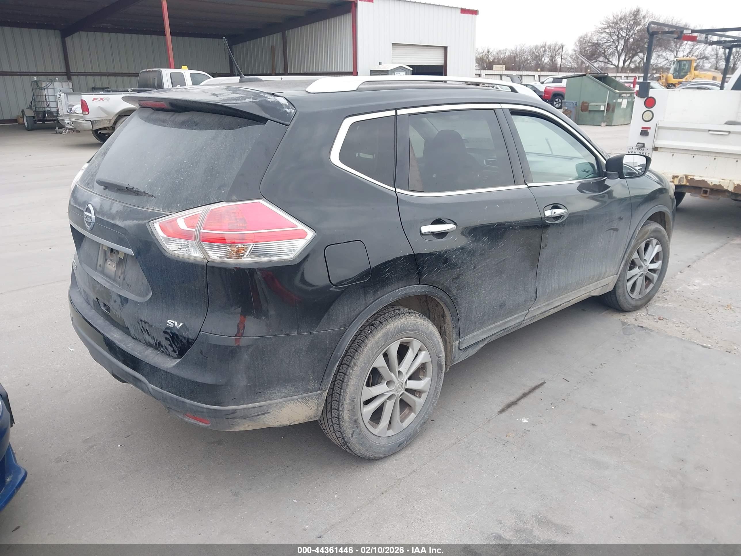 NISSAN ROGUE image 4