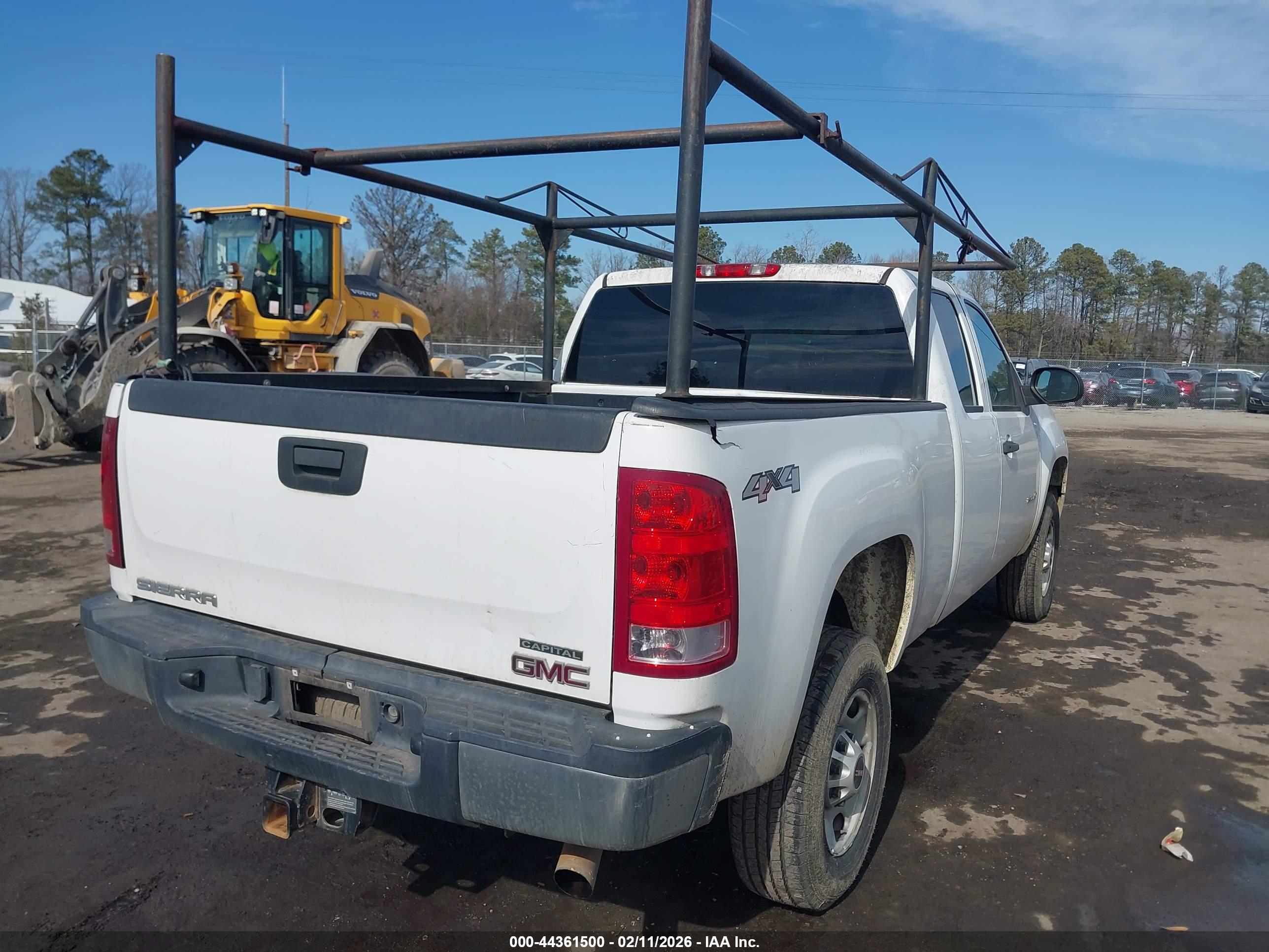GMC SIERRA image 4