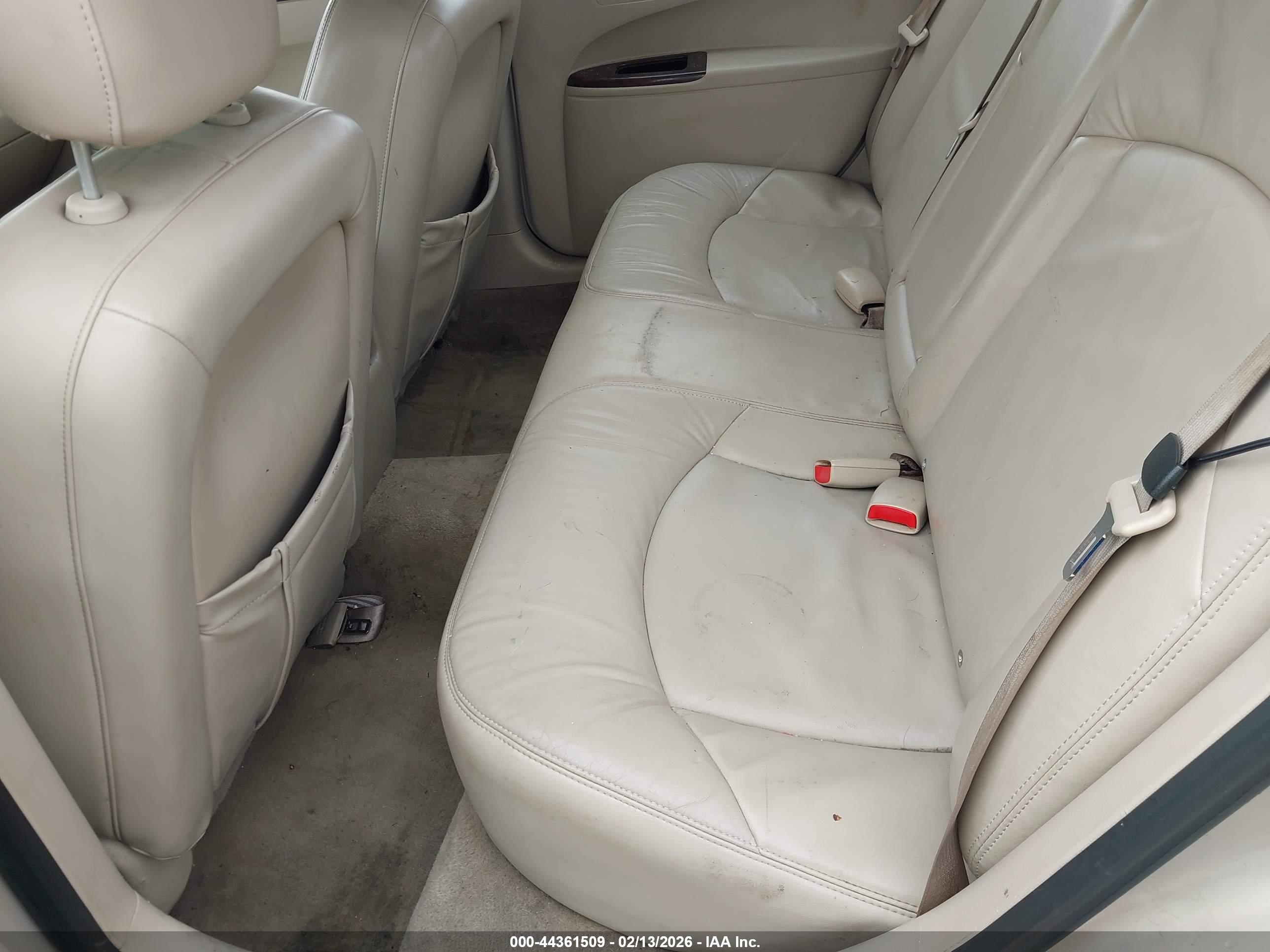 BUICK LACROSSE image 8