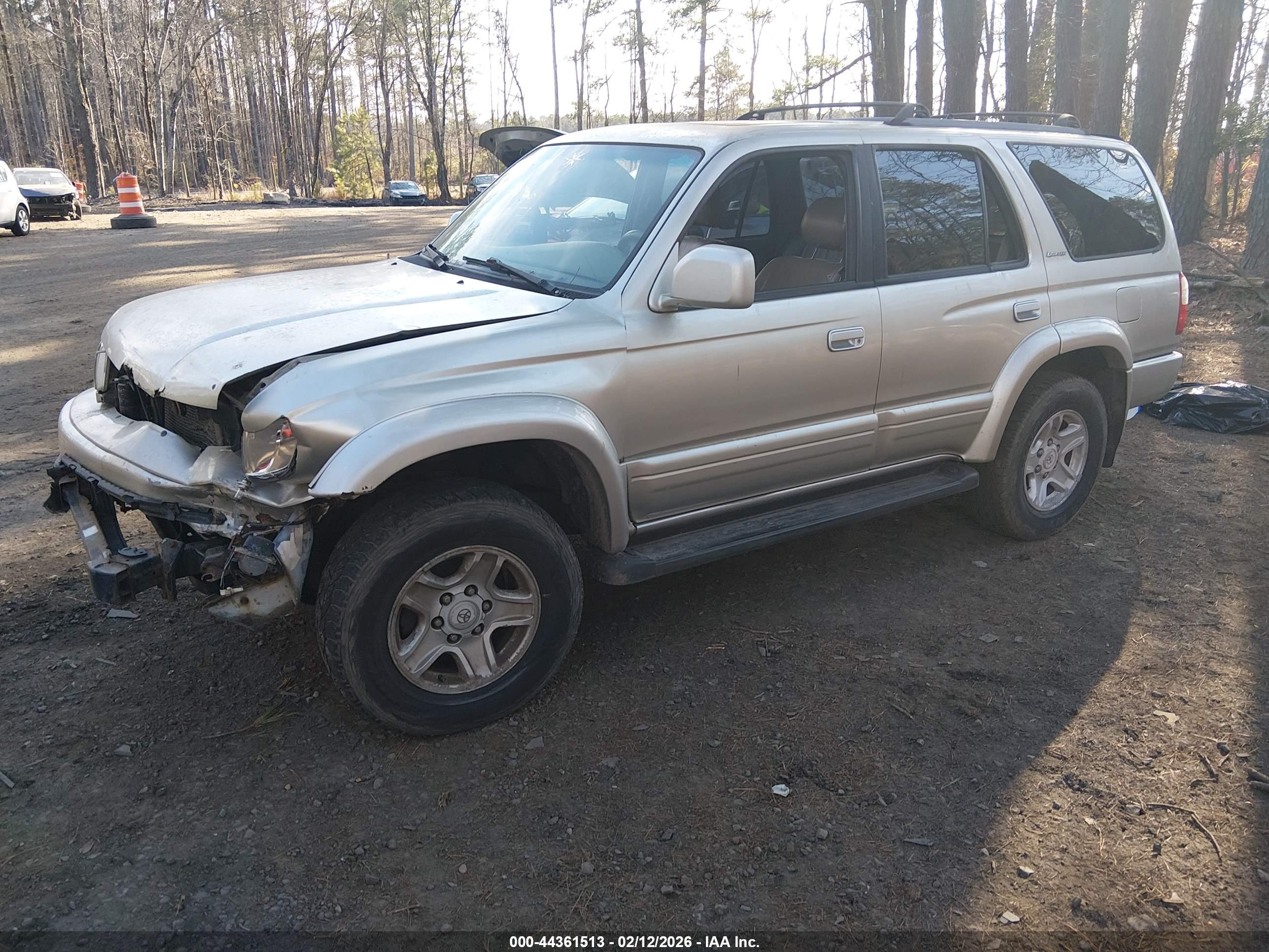 TOYOTA 4RUNNER image 2