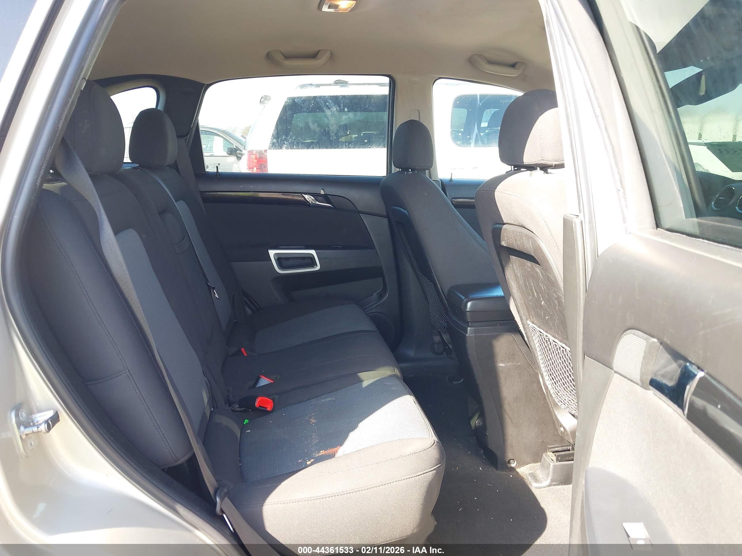 CHEVROLET CAPTIVA image 8