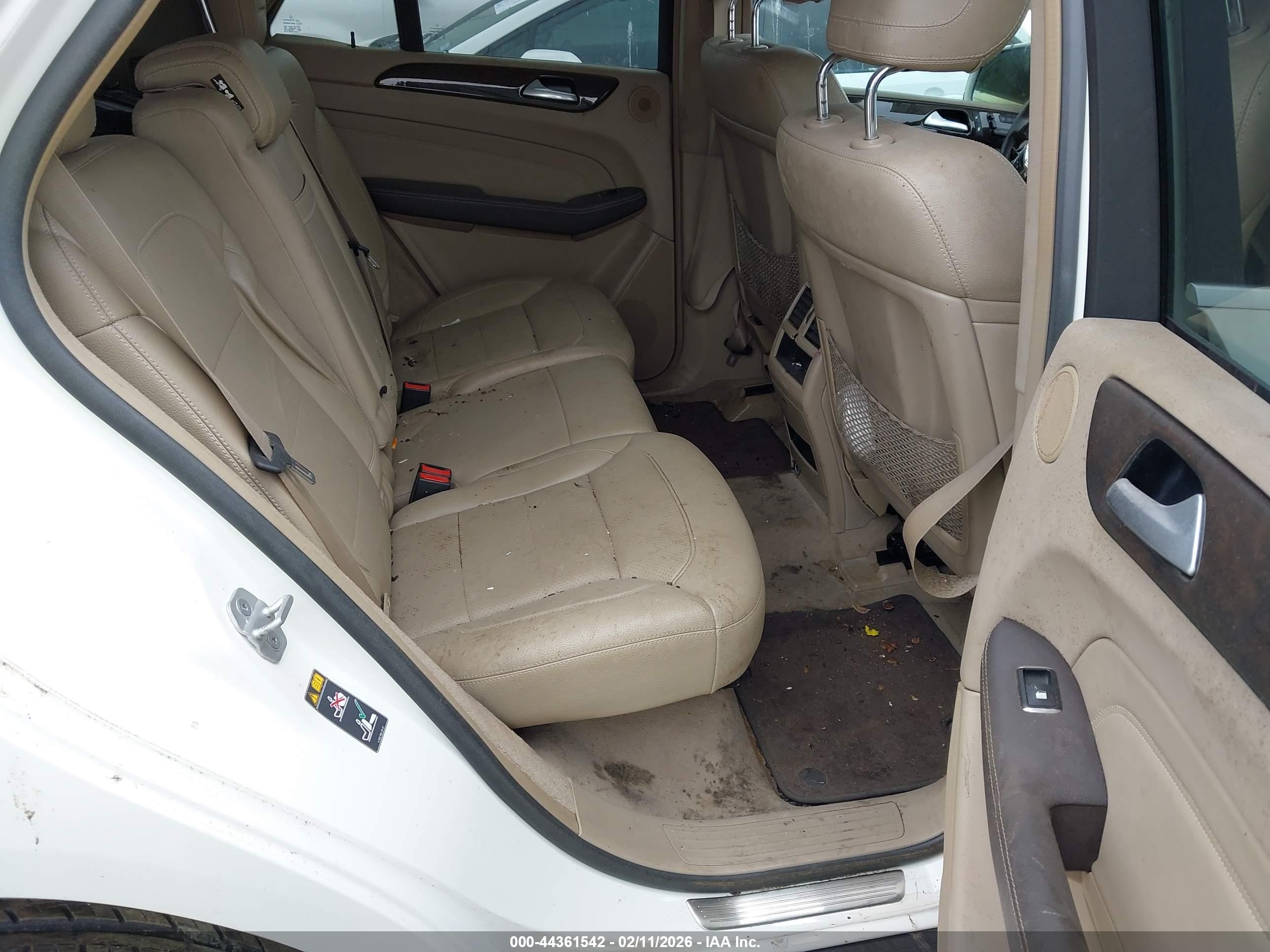 MERCEDES-BENZ ML image 8