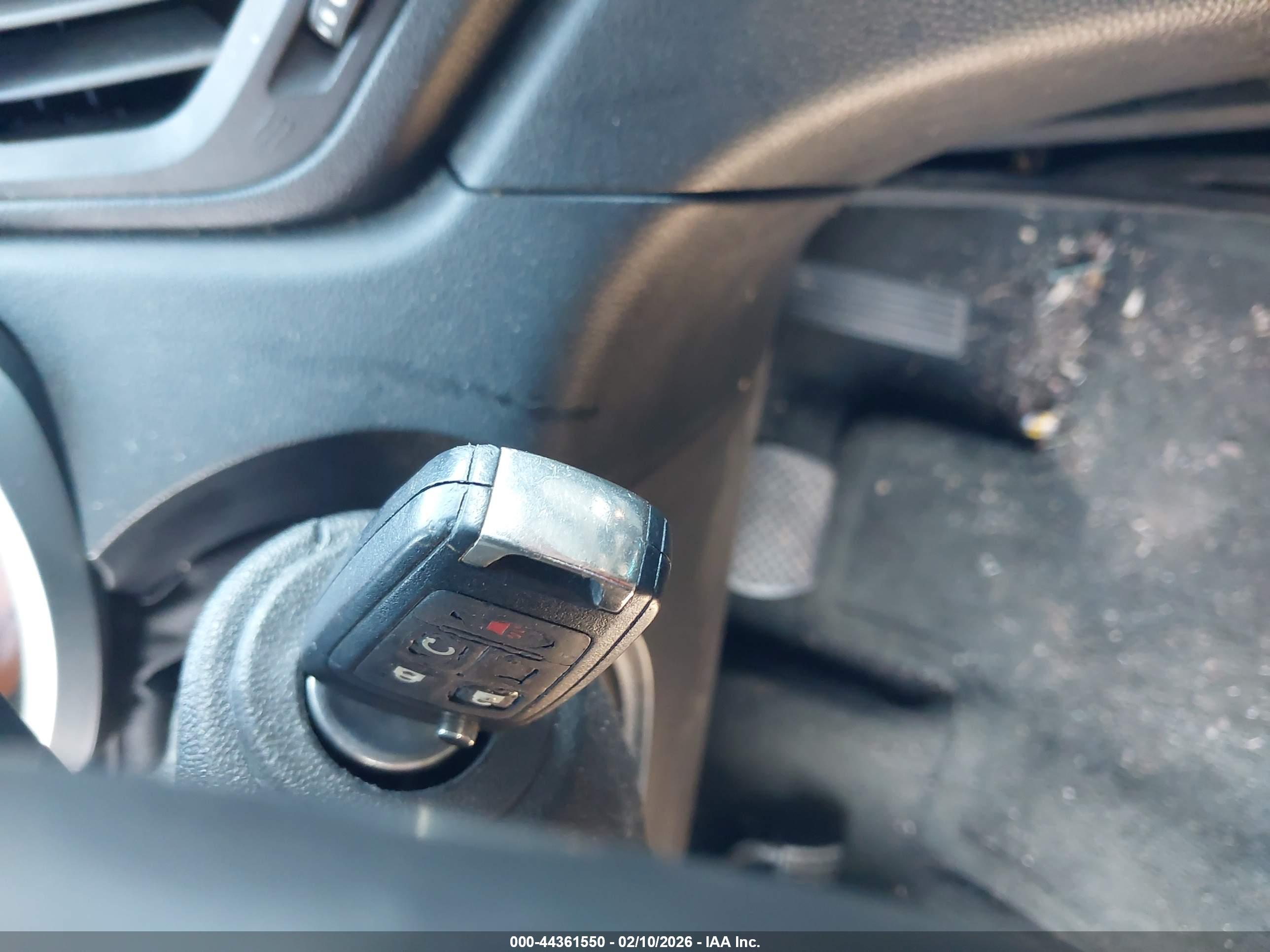CHEVROLET EQUINOX image 11