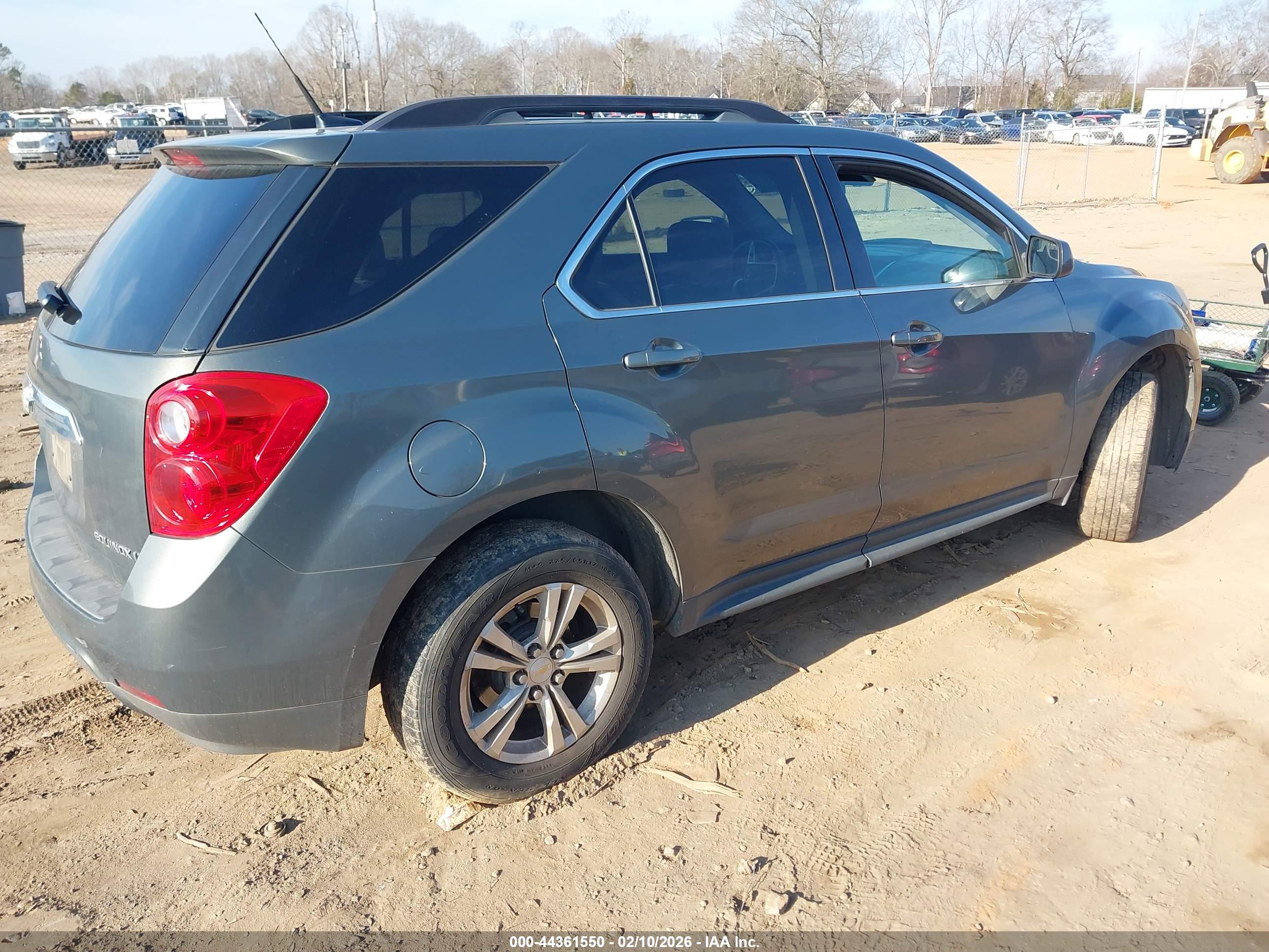 CHEVROLET EQUINOX image 4