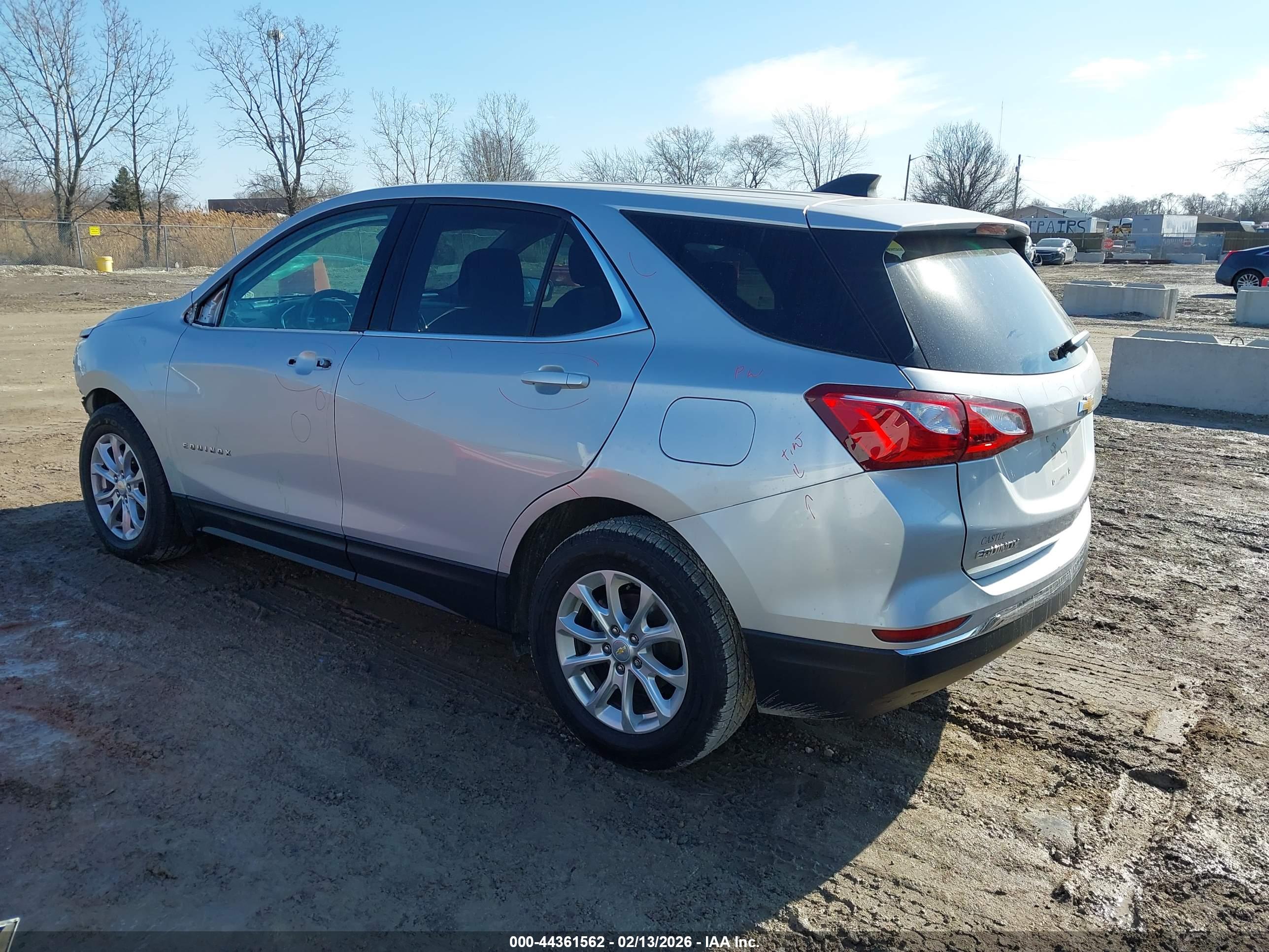 CHEVROLET EQUINOX image 3