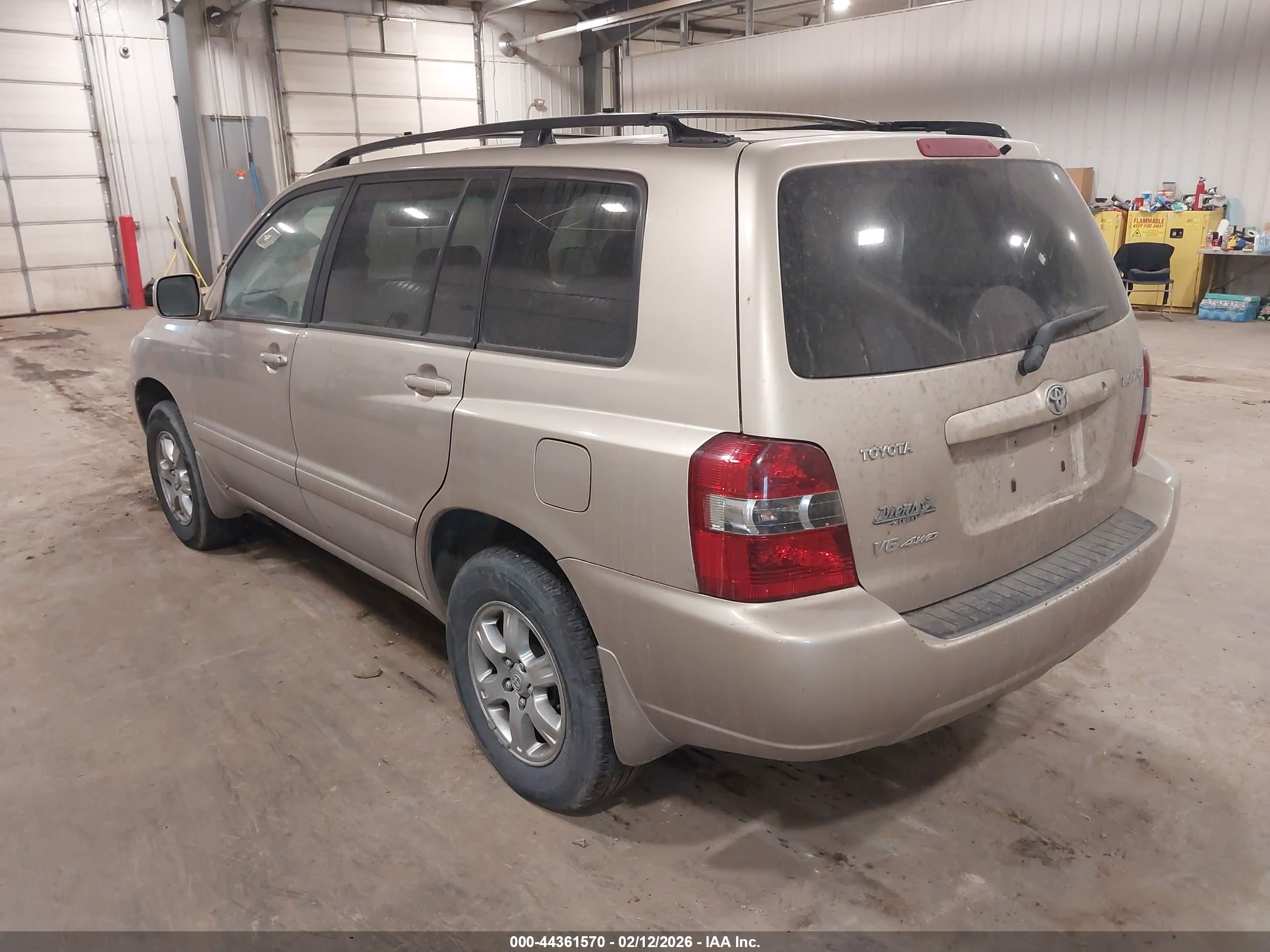 TOYOTA HIGHLANDER image 3