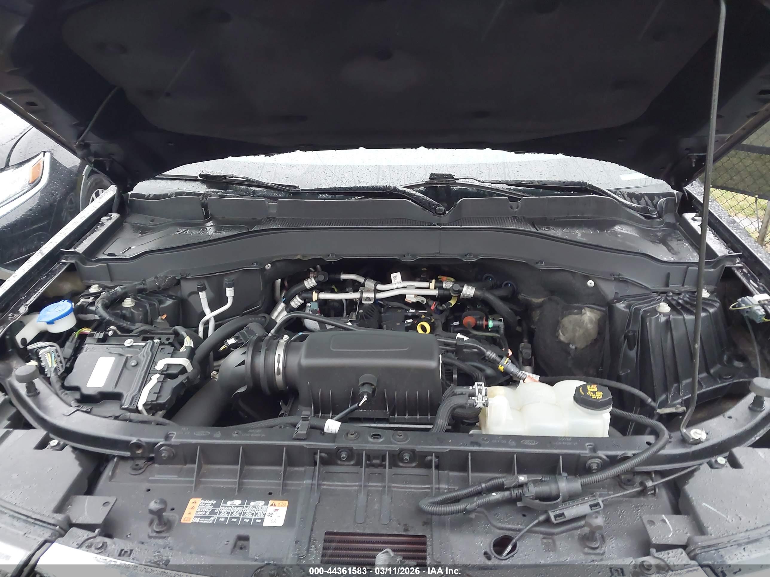 FORD EXPLORER image 10