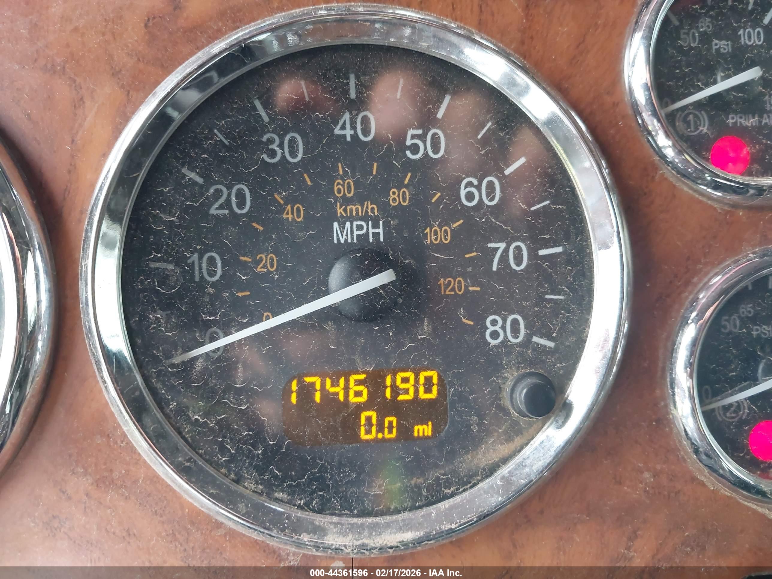PETERBILT 379 image 6