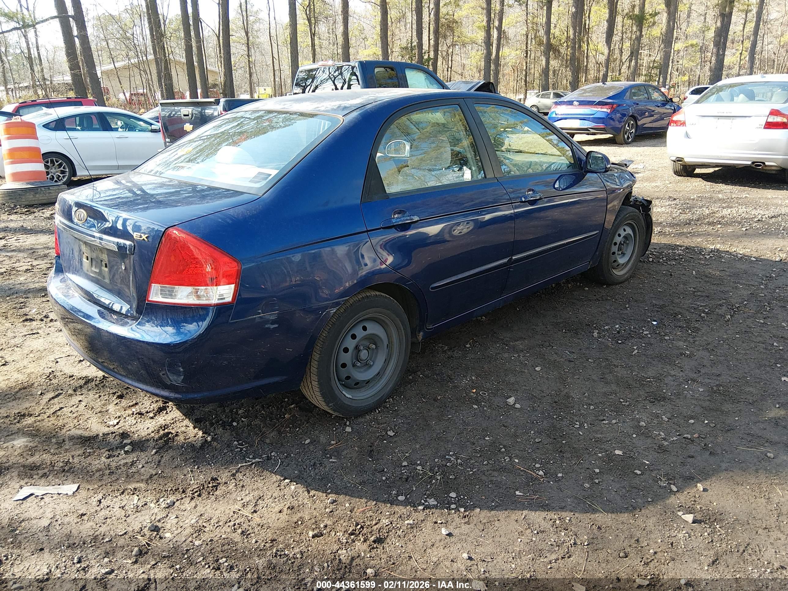 KIA SPECTRA image 4