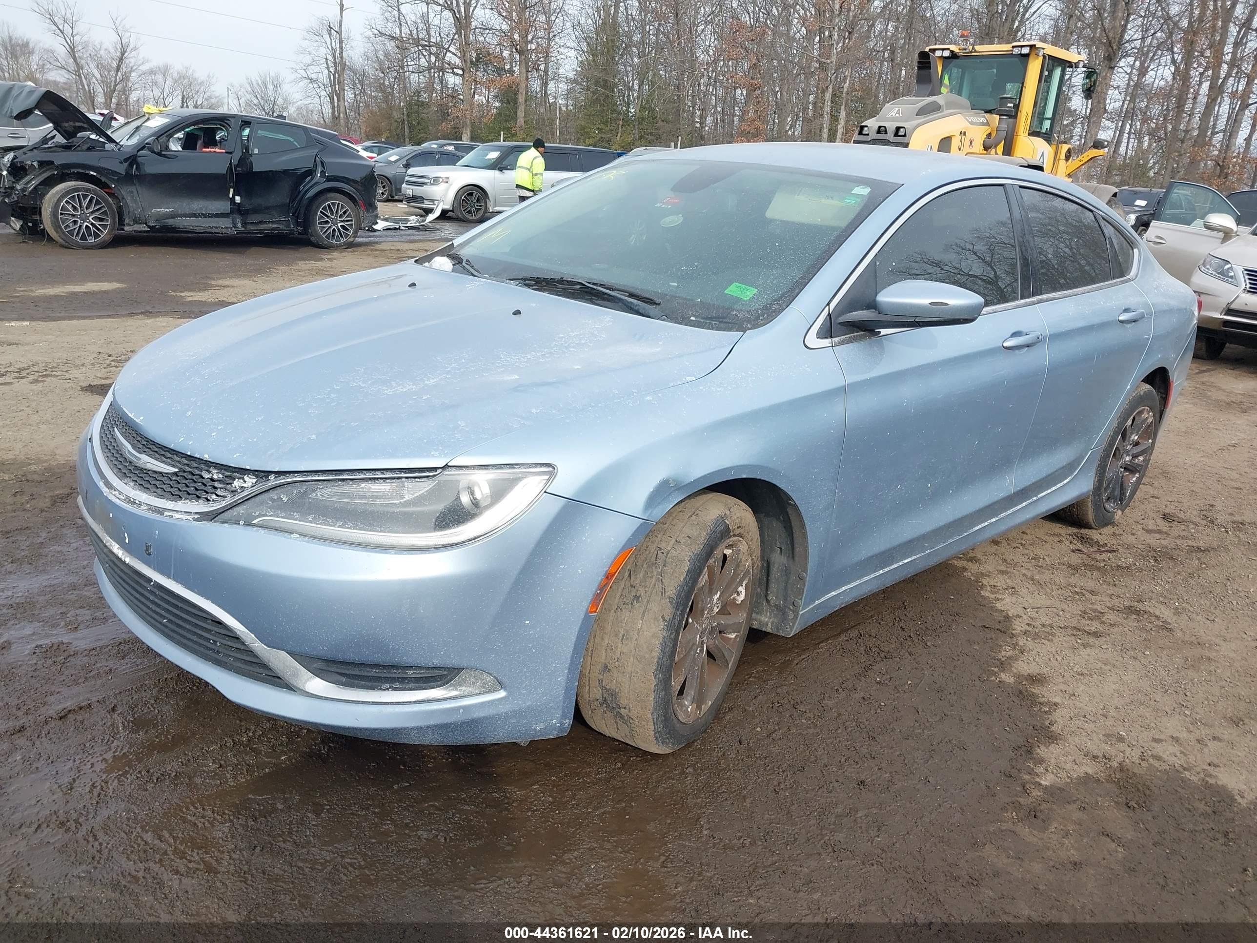 CHRYSLER 200 image 2