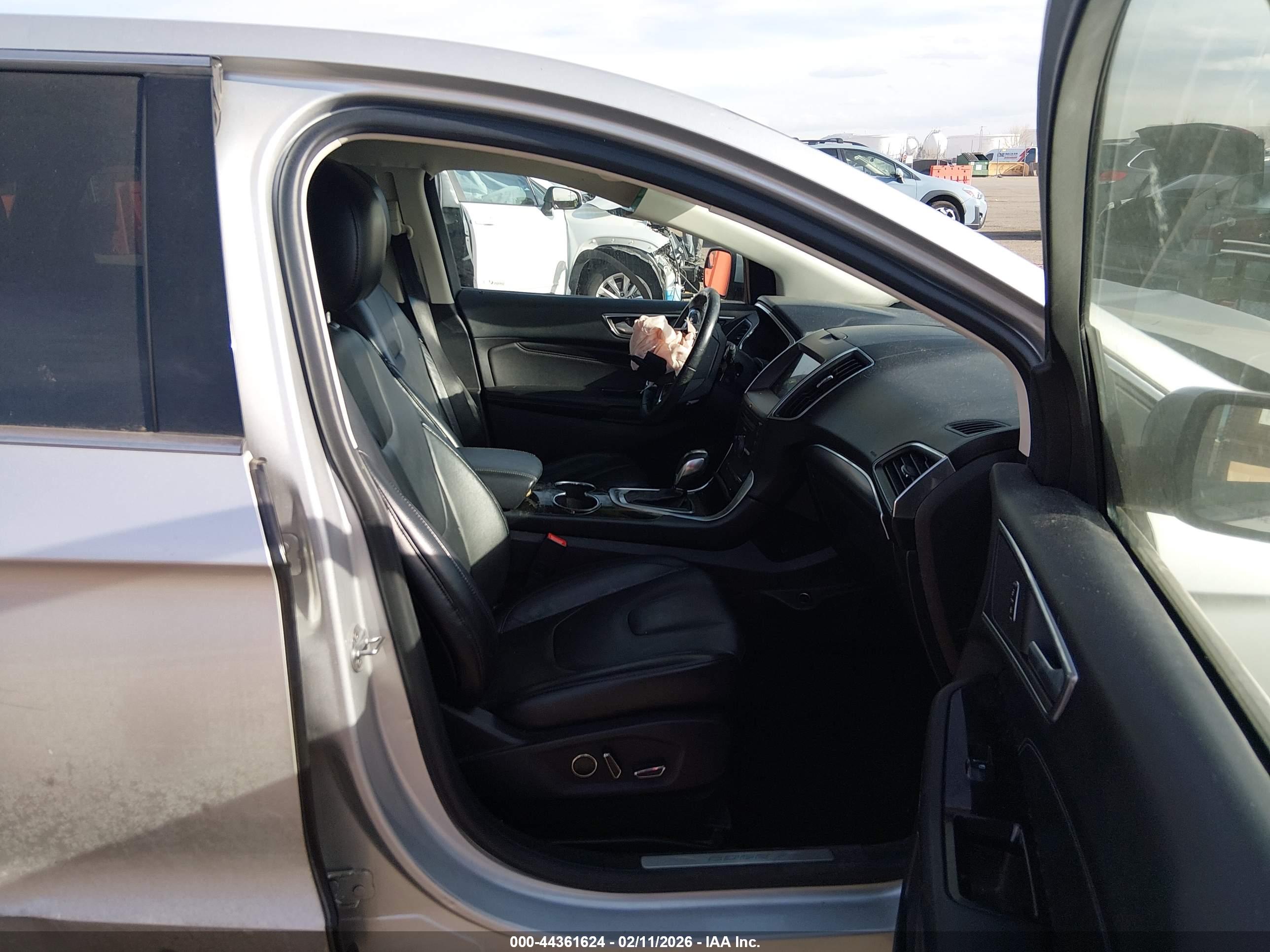 FORD EDGE image 5