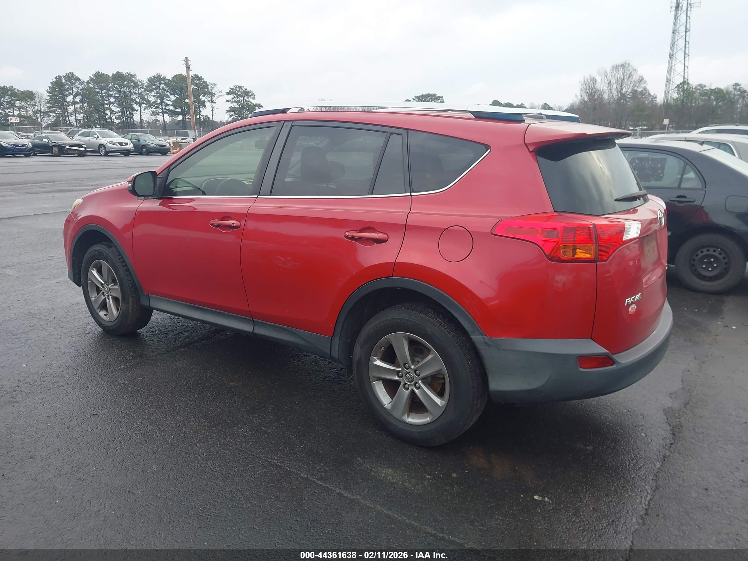 TOYOTA RAV4 image 3