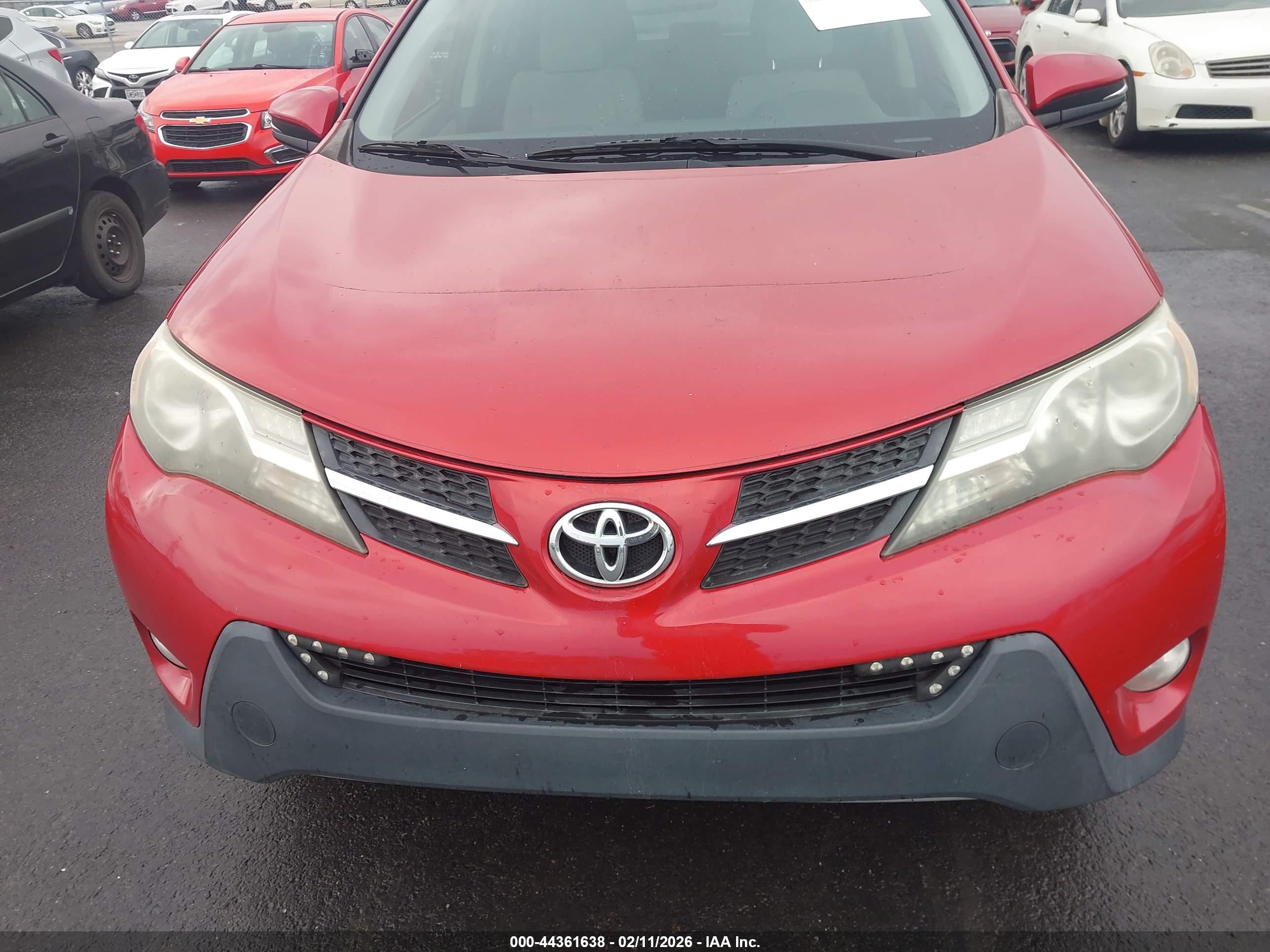TOYOTA RAV4 image 6