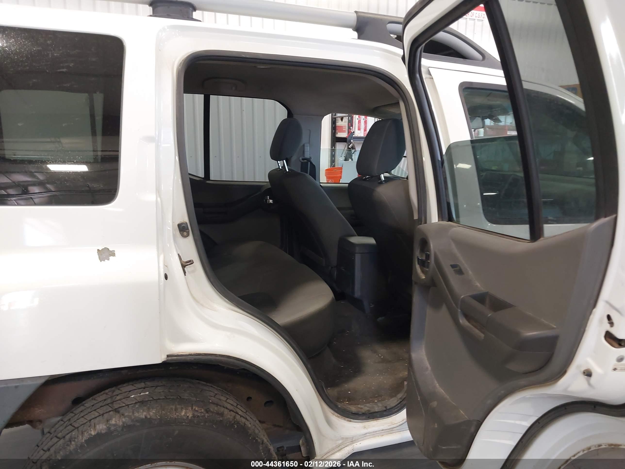 NISSAN XTERRA image 8