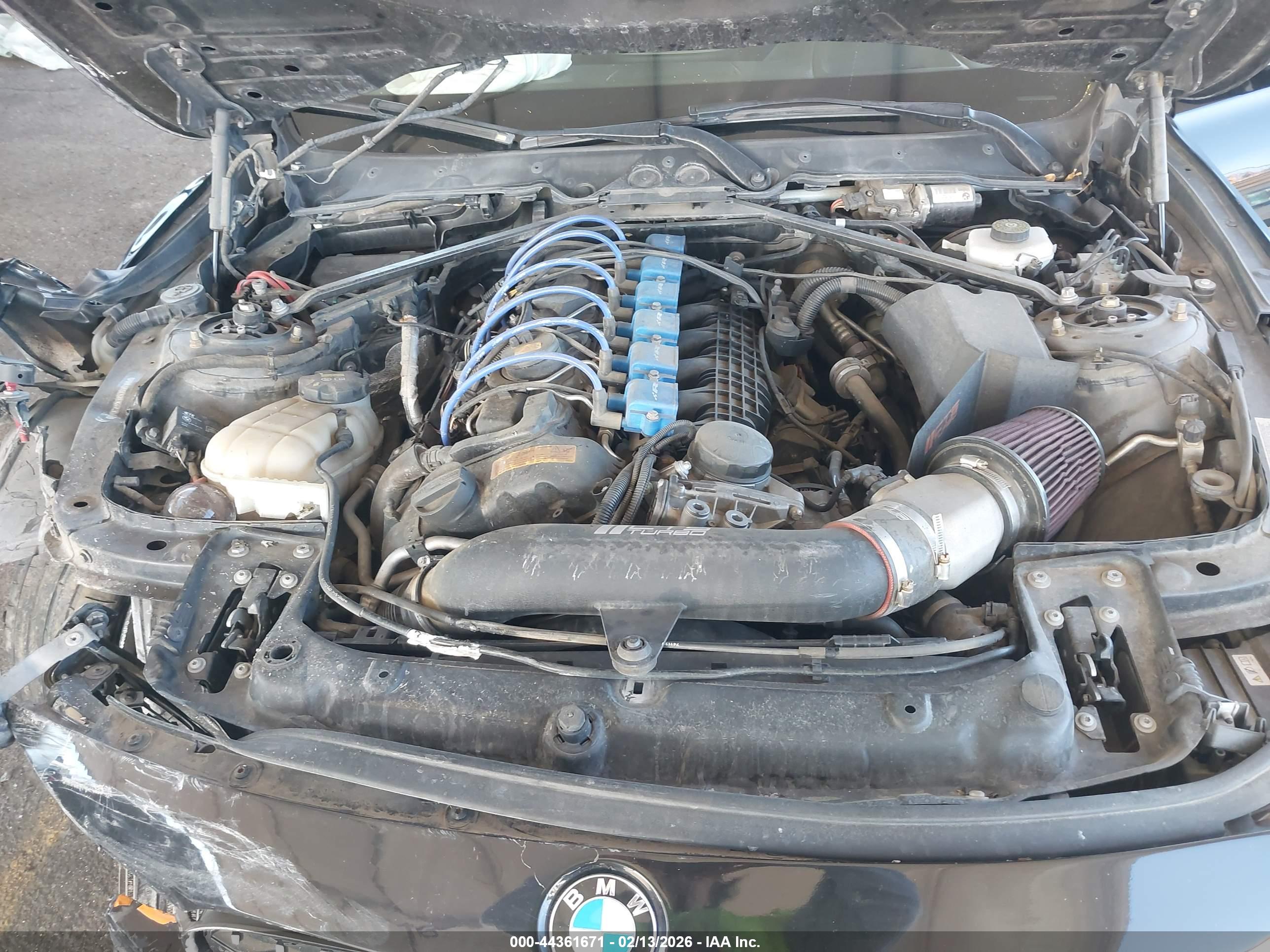 BMW 335I image 10