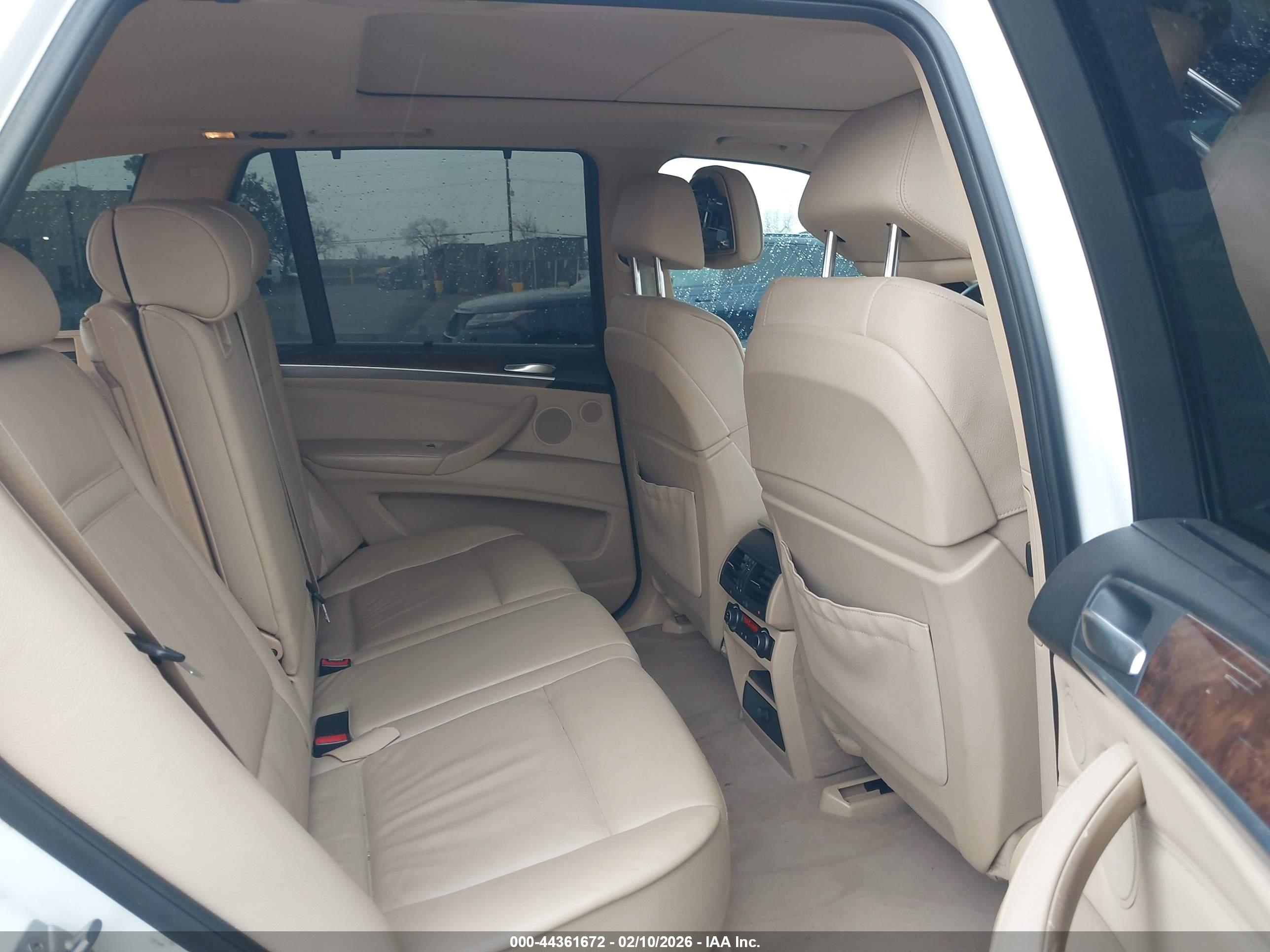 BMW X5 image 8