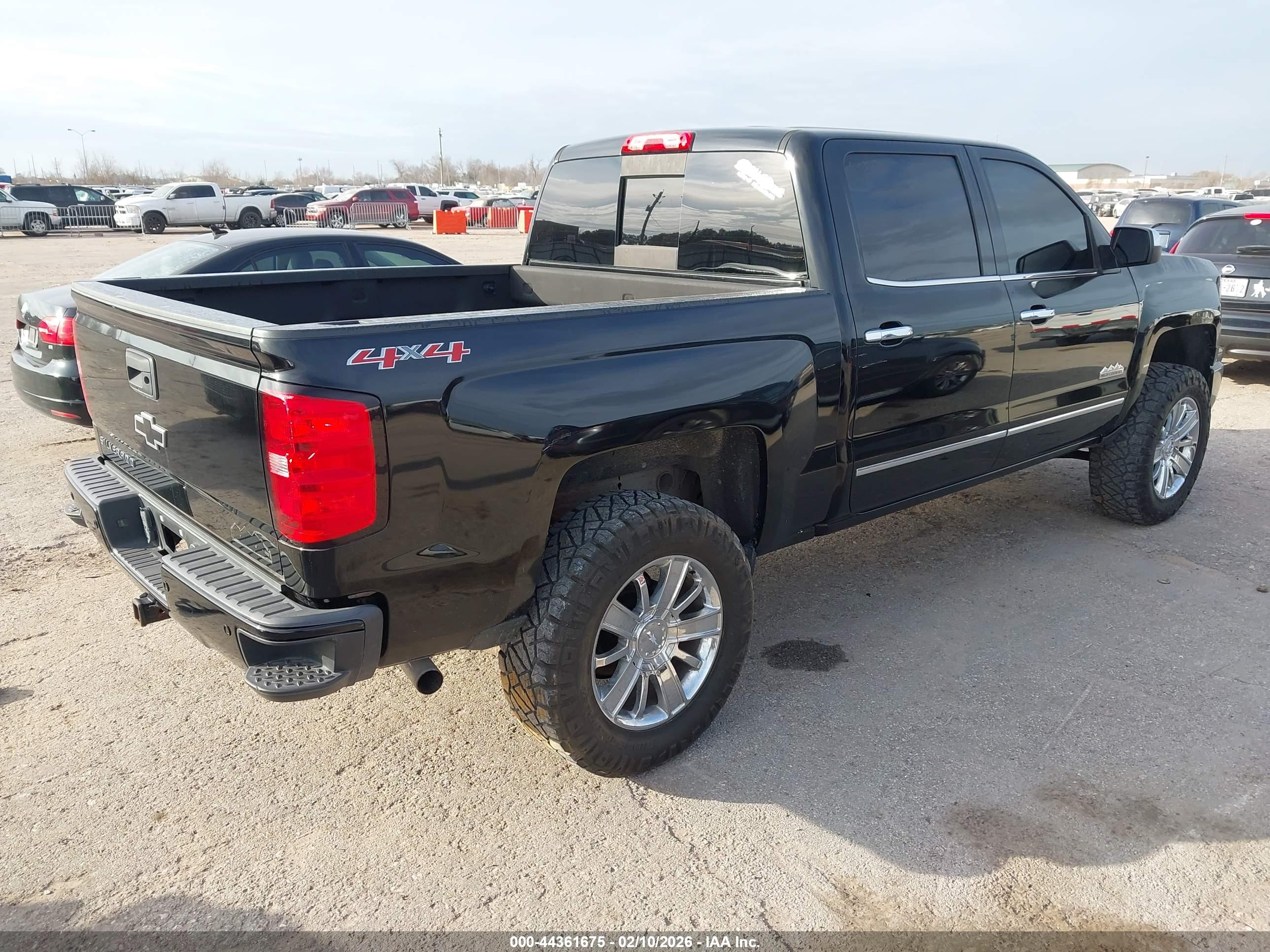 CHEVROLET SILVERADO image 4