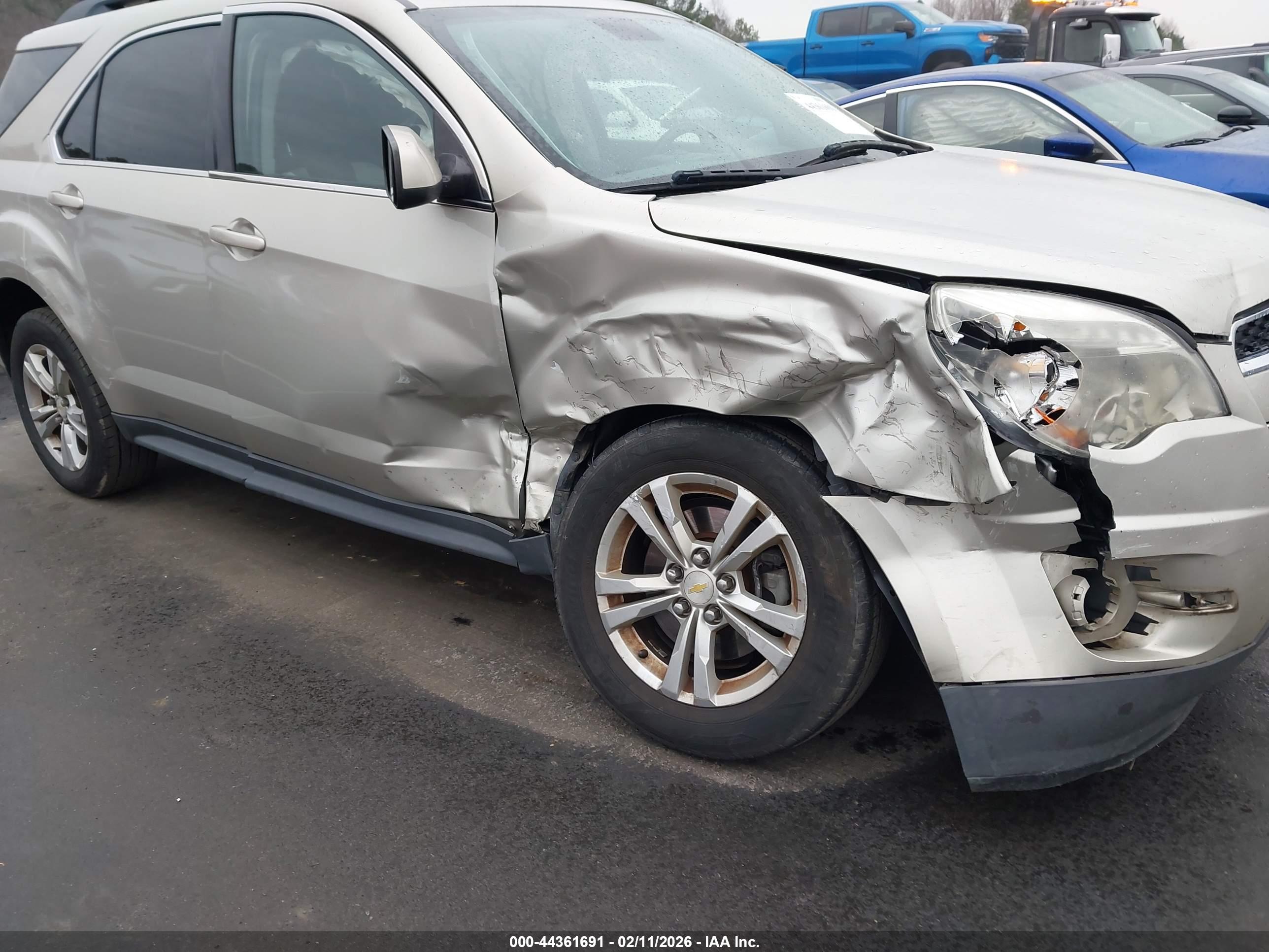 CHEVROLET EQUINOX image 6