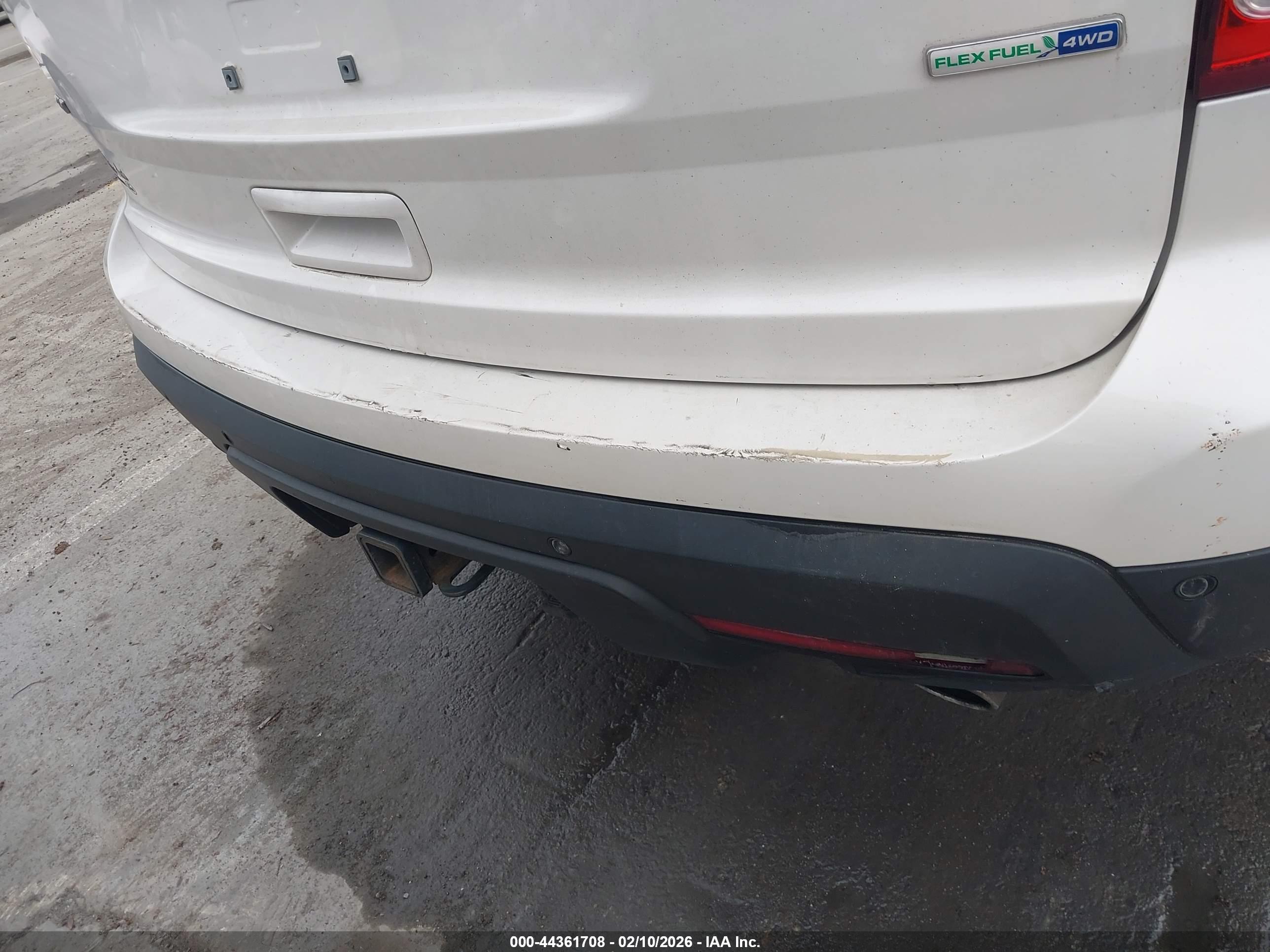 FORD EXPLORER image 6