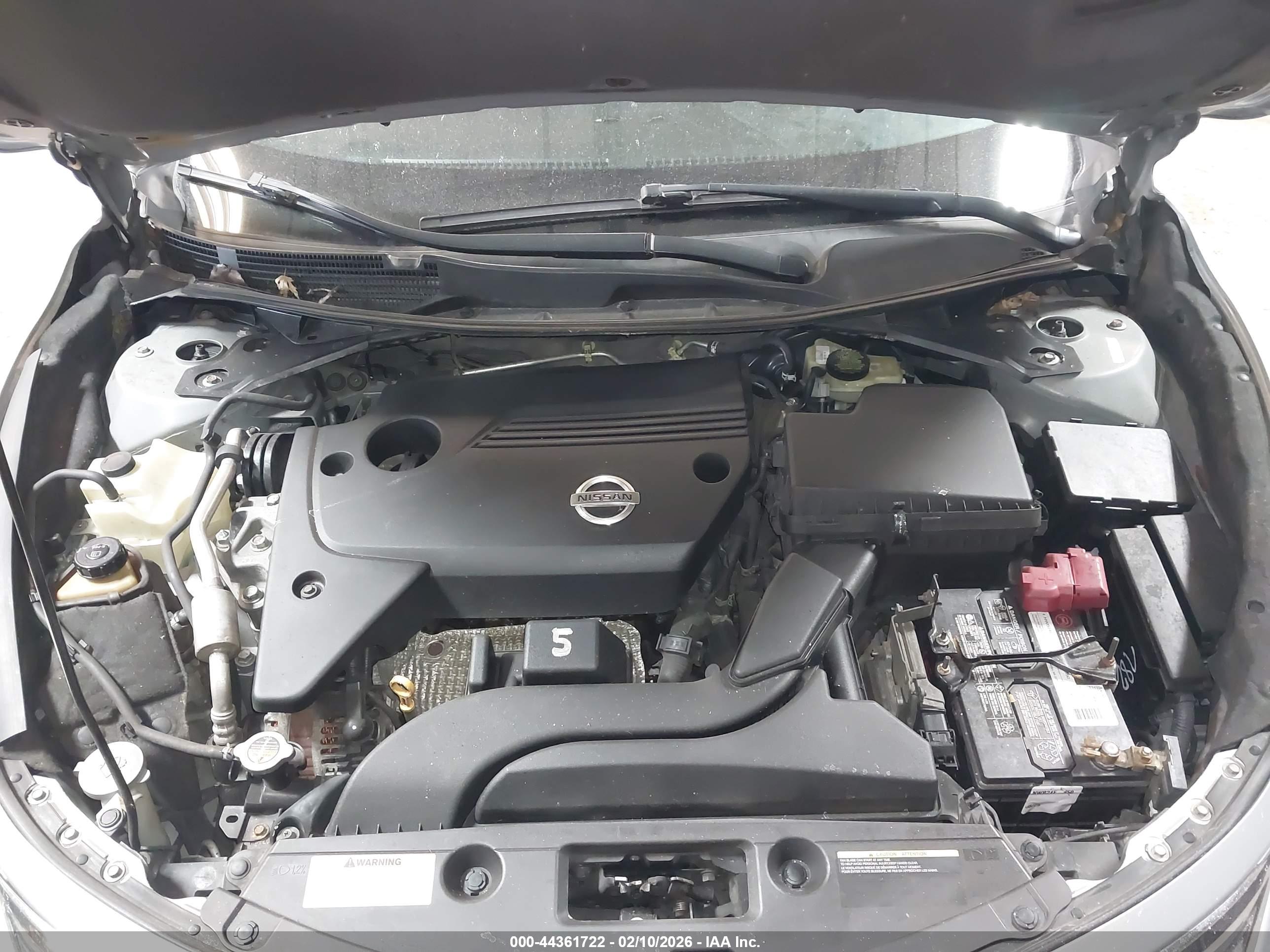NISSAN ALTIMA image 10