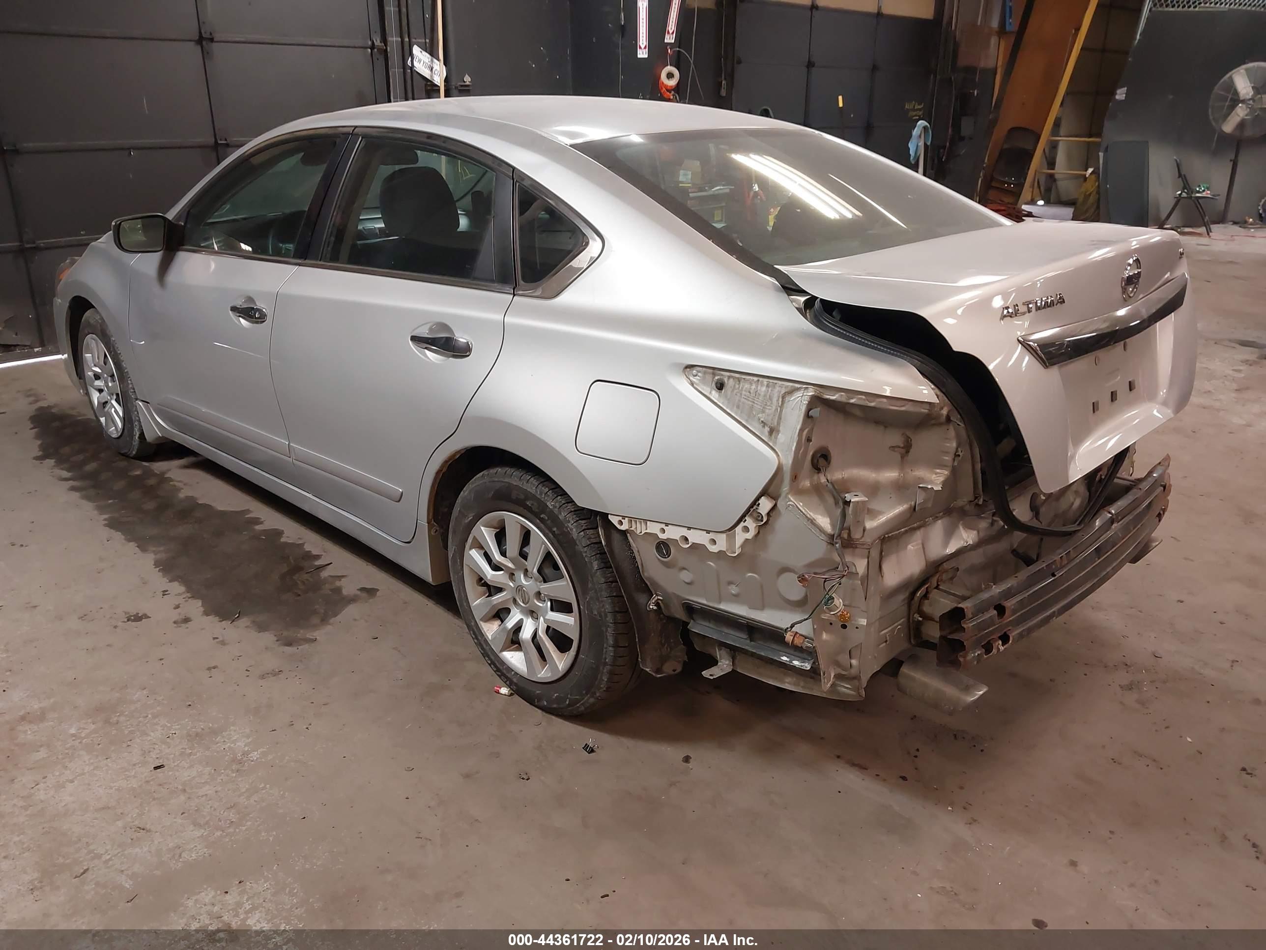 NISSAN ALTIMA image 3