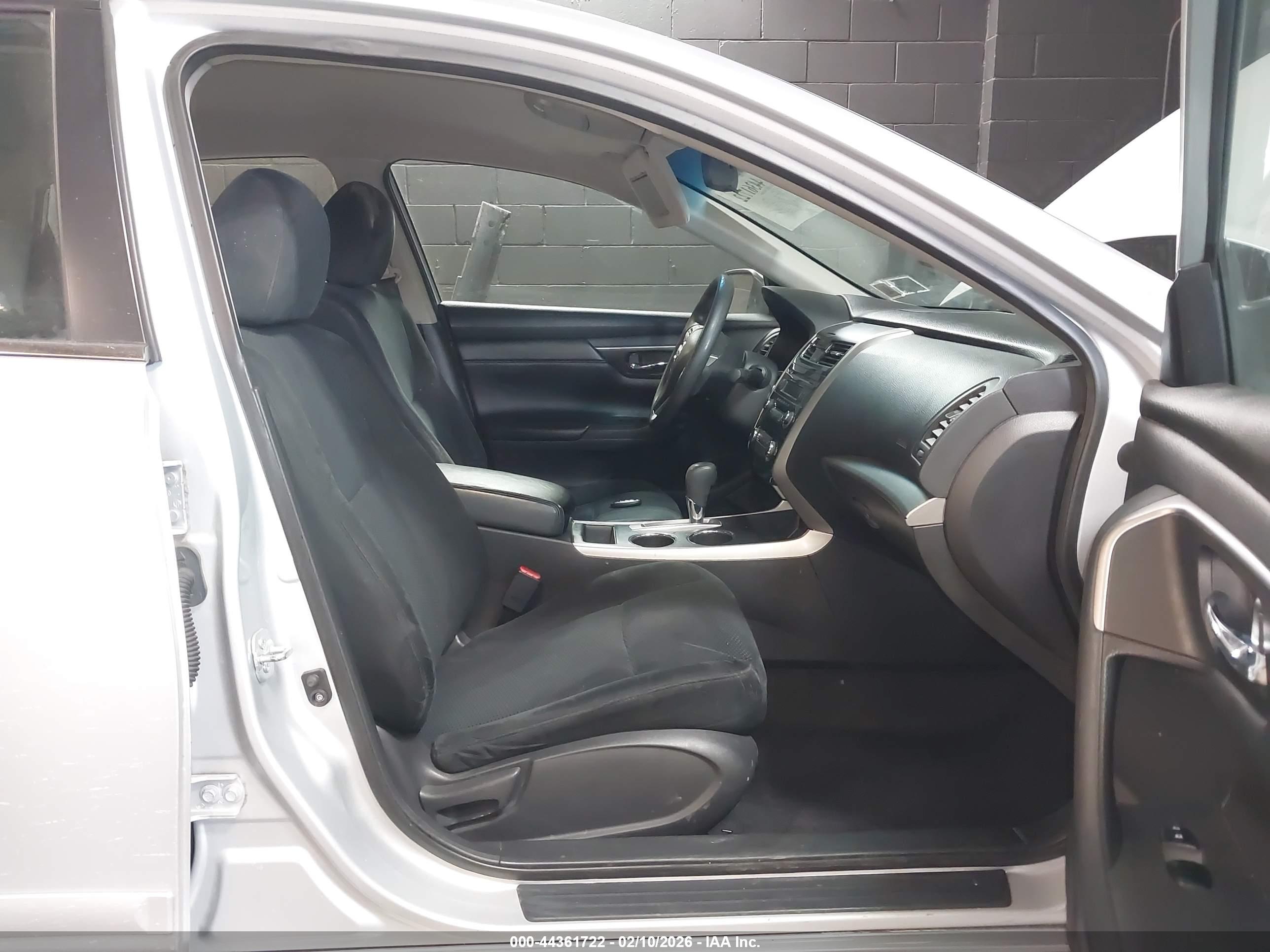 NISSAN ALTIMA image 5