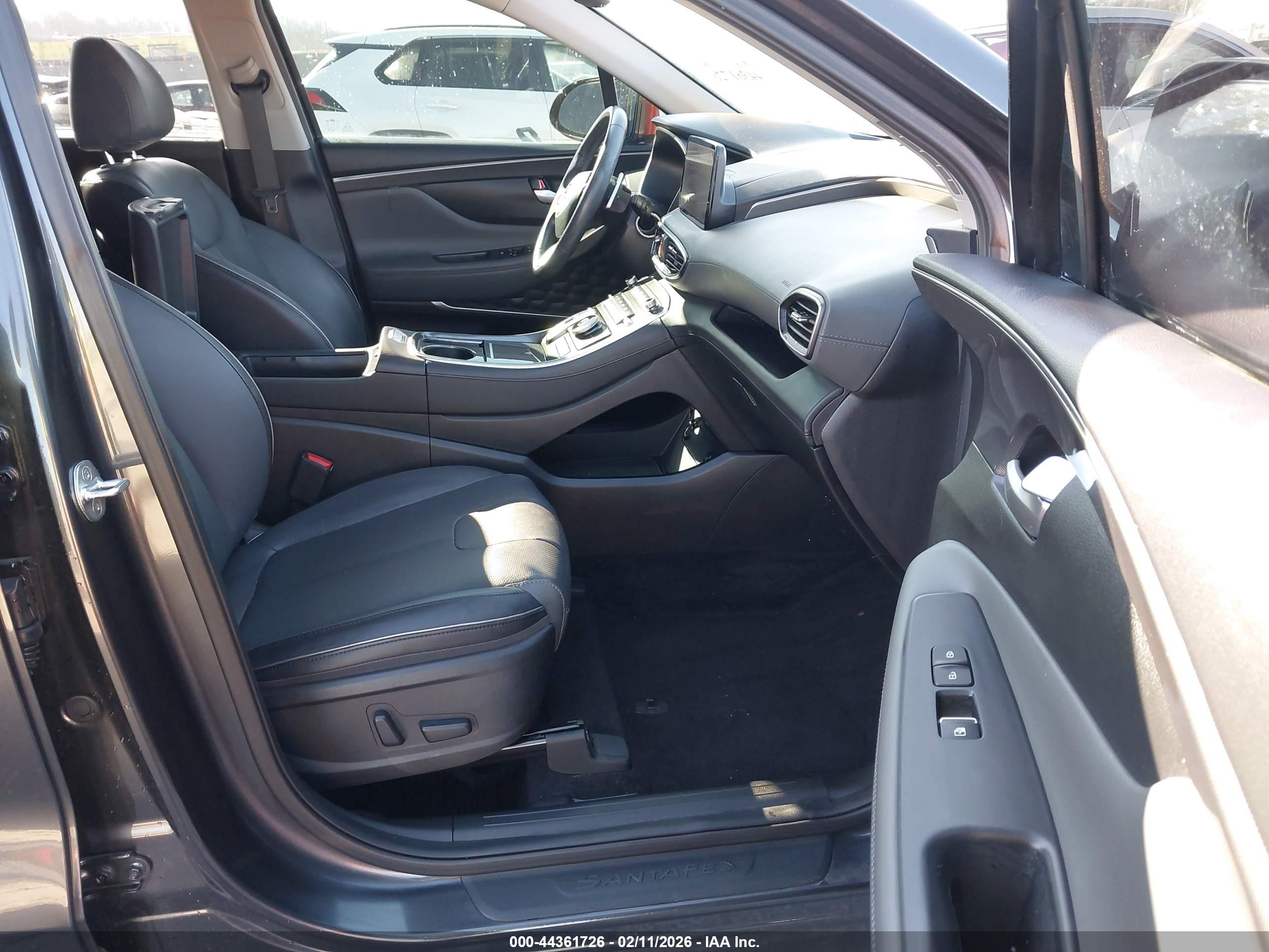 HYUNDAI SANTA image 5