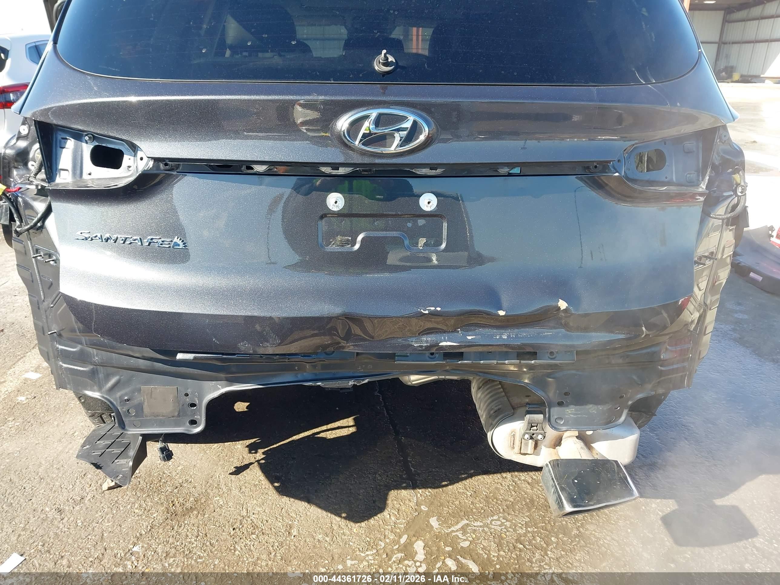 HYUNDAI SANTA image 6