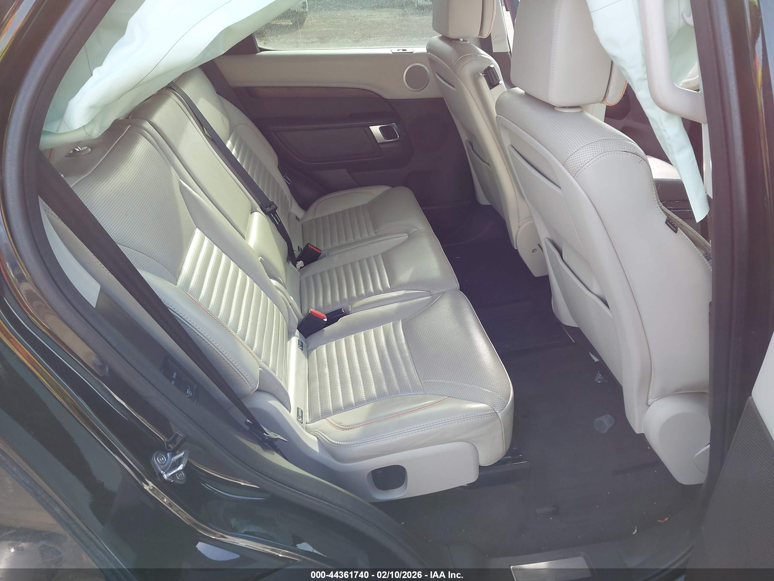 LAND ROVER image 8