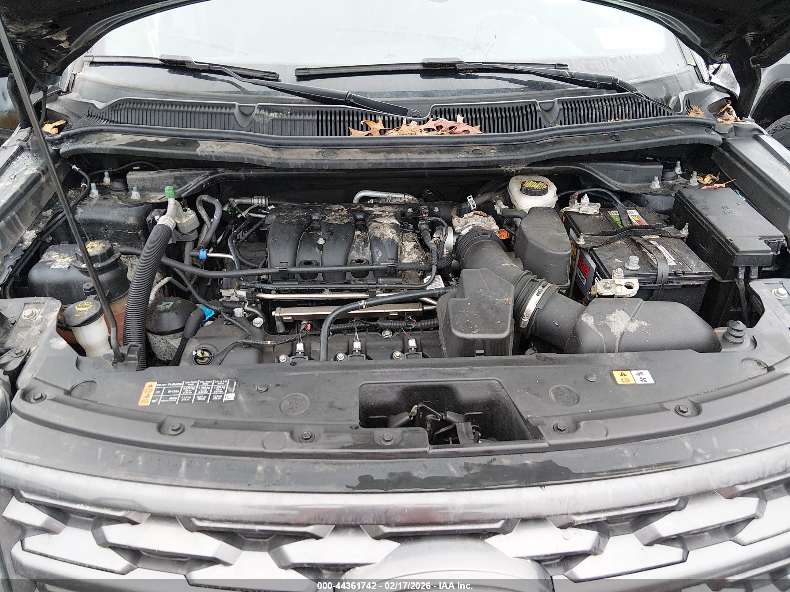 FORD EXPLORER image 10