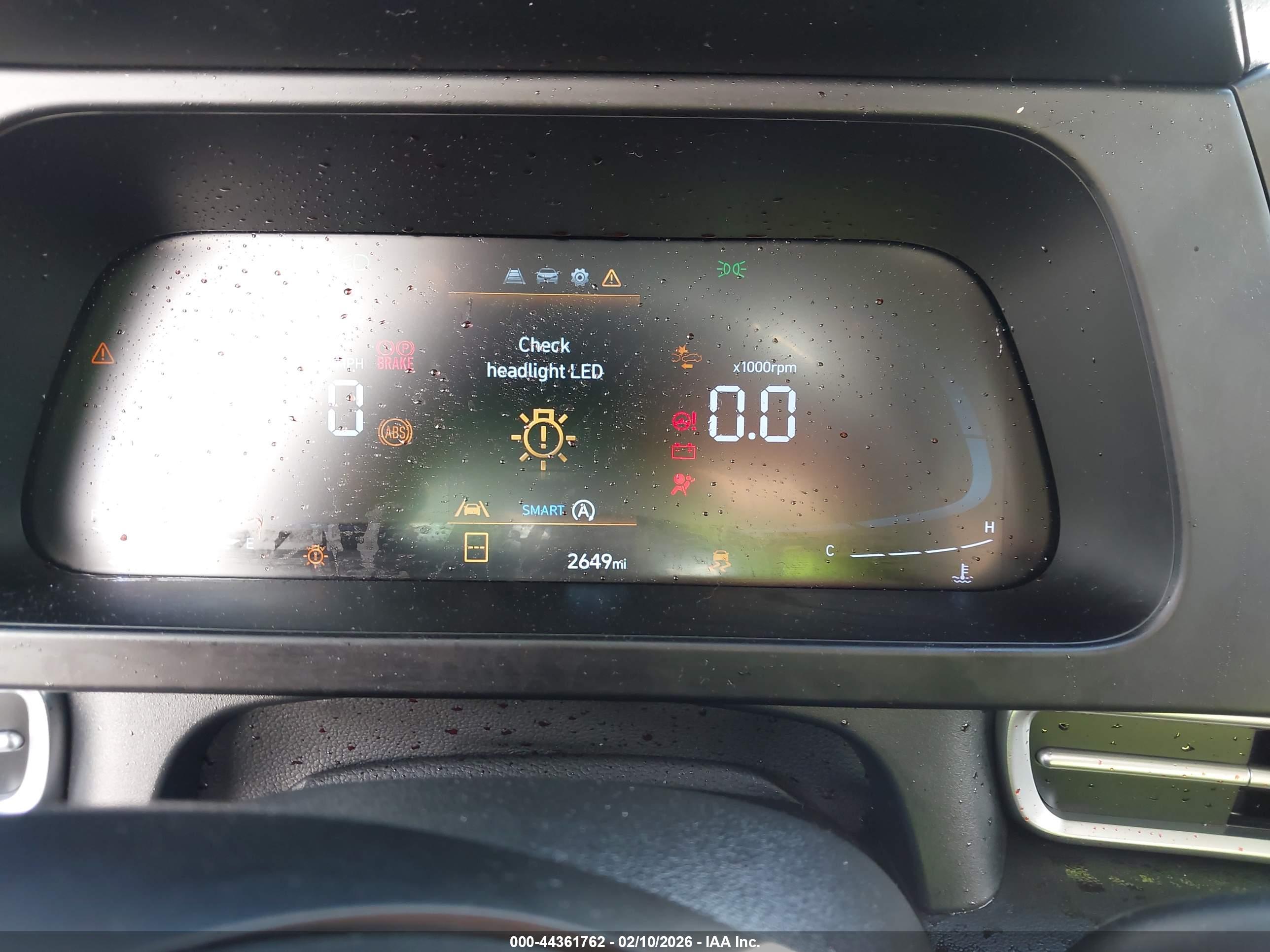 HYUNDAI ELANTRA image 7