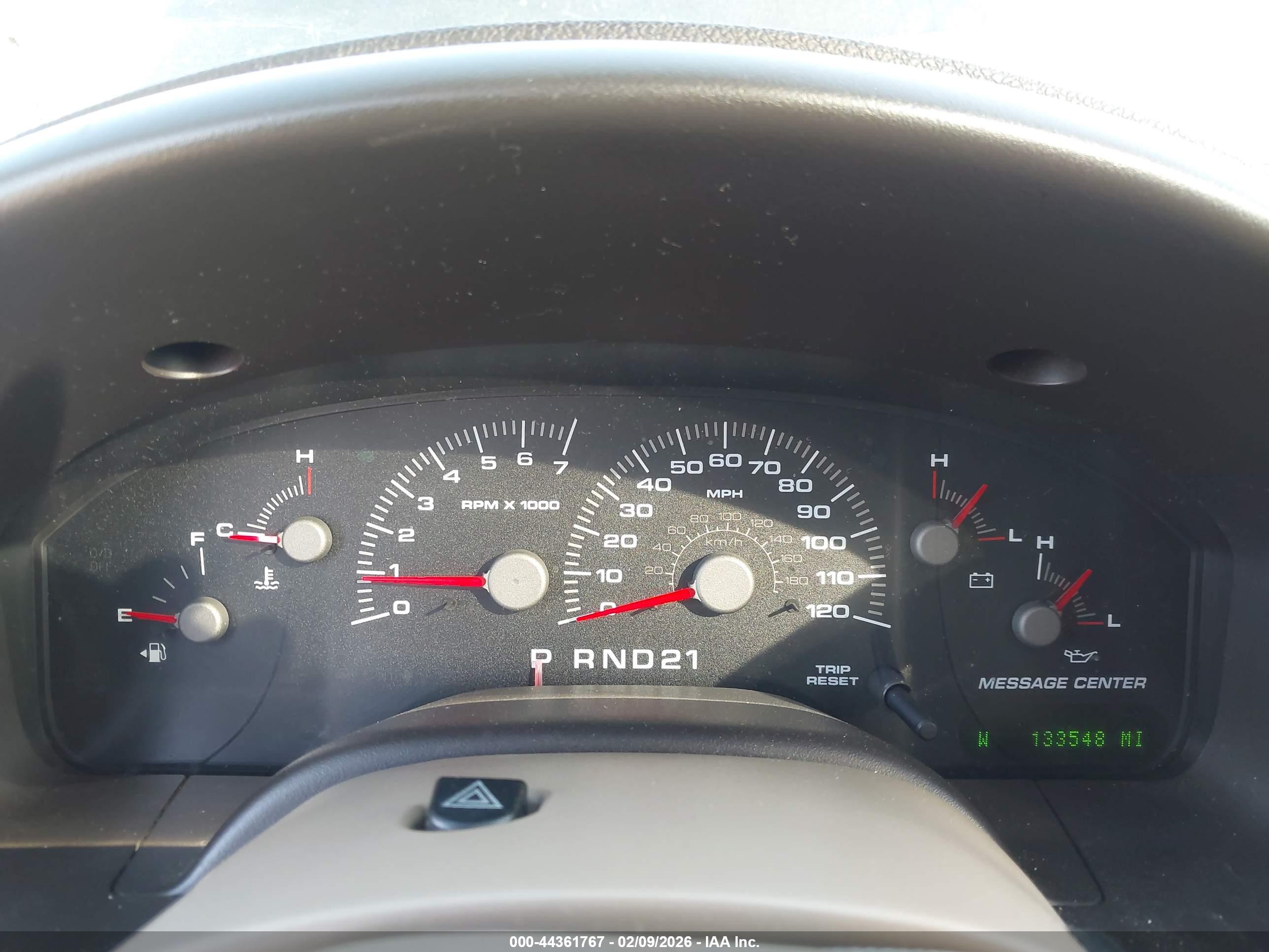 FORD EXPEDITION image 7