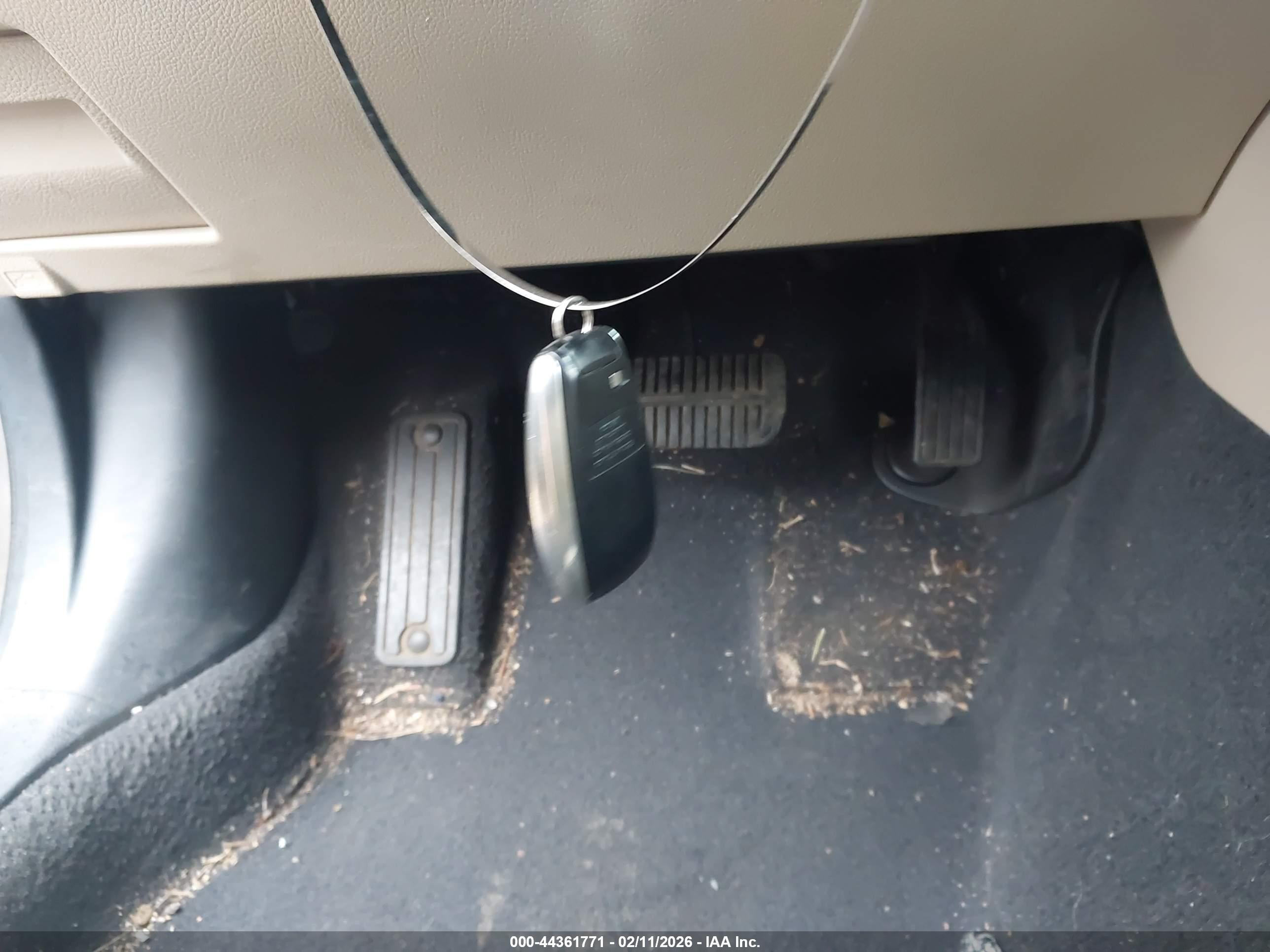 SUBARU OUTBACK image 11
