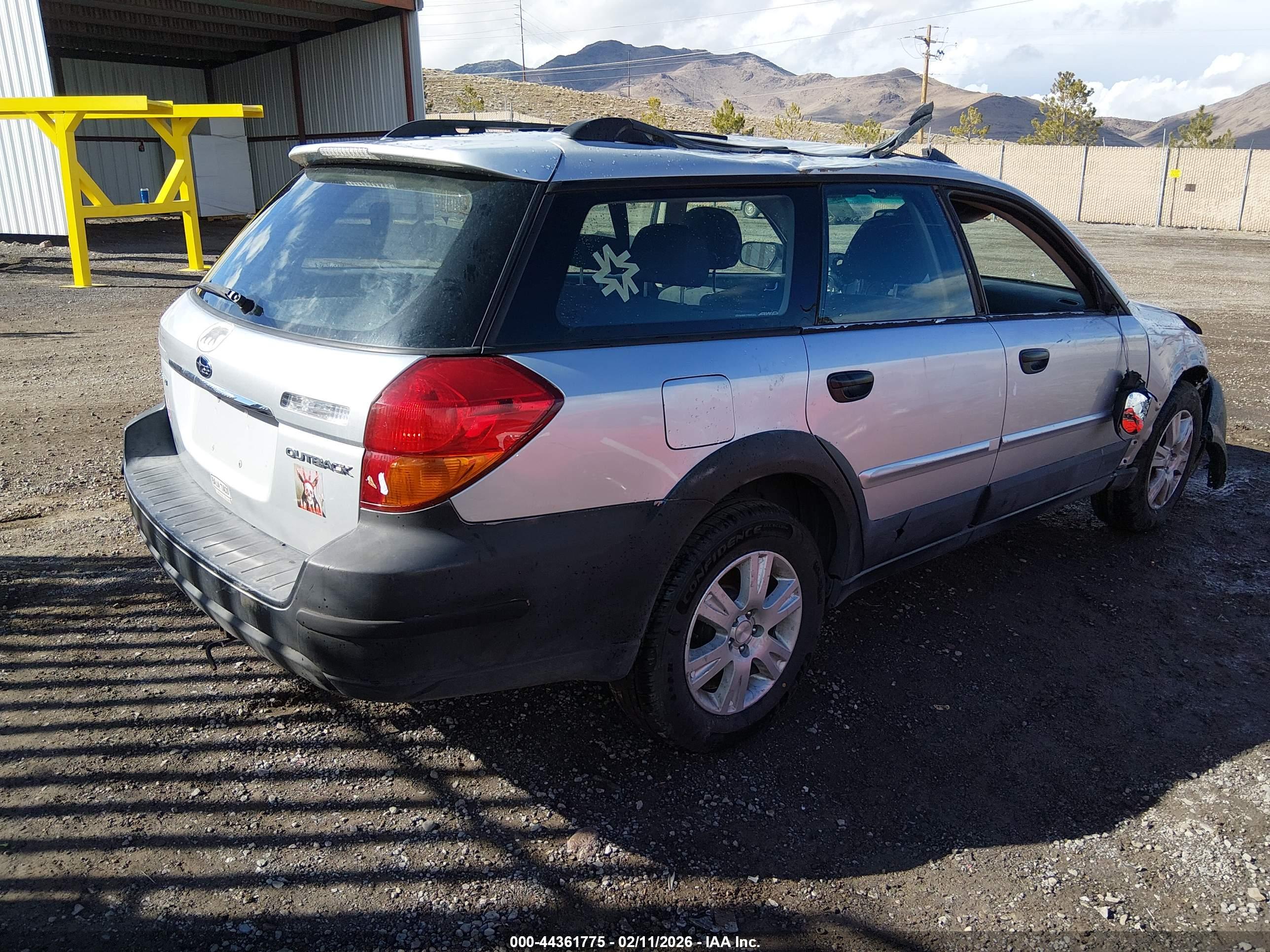 SUBARU OUTBACK image 4