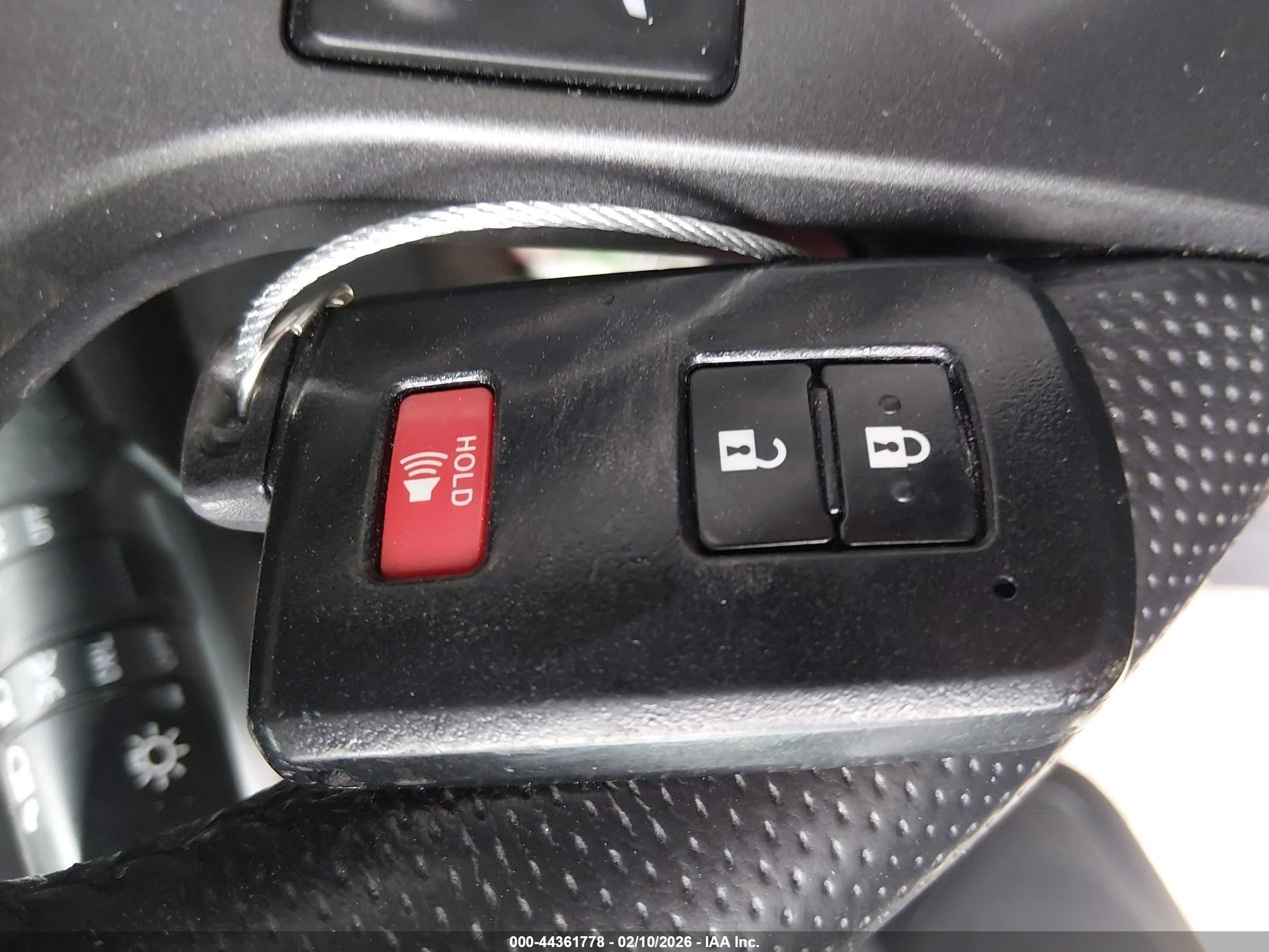 TOYOTA TACOMA image 11