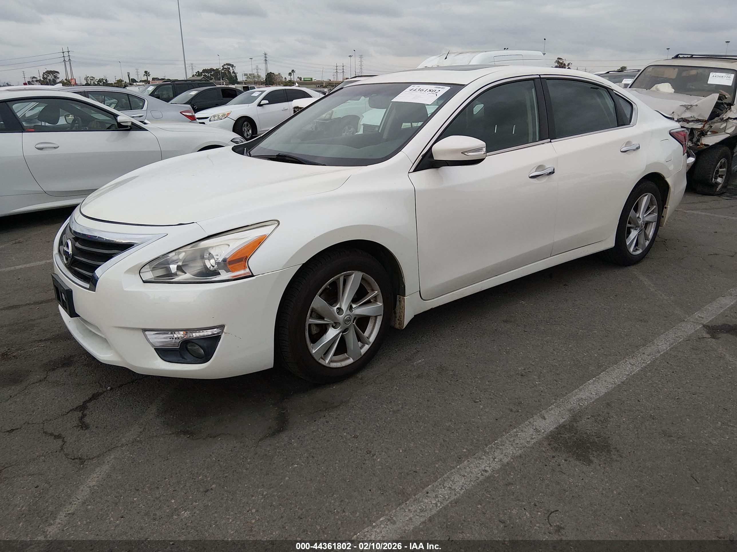NISSAN ALTIMA image 2