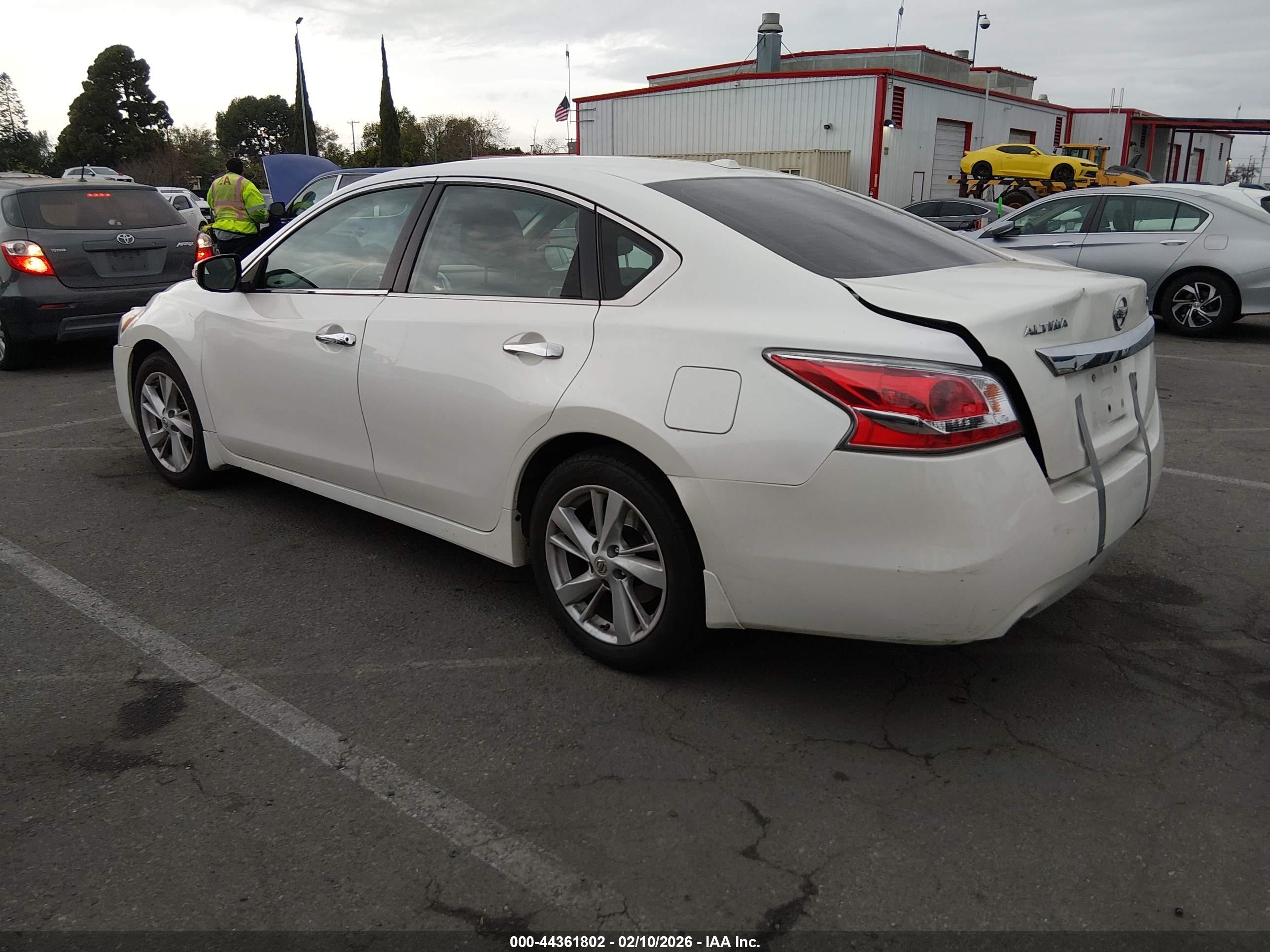 NISSAN ALTIMA image 3