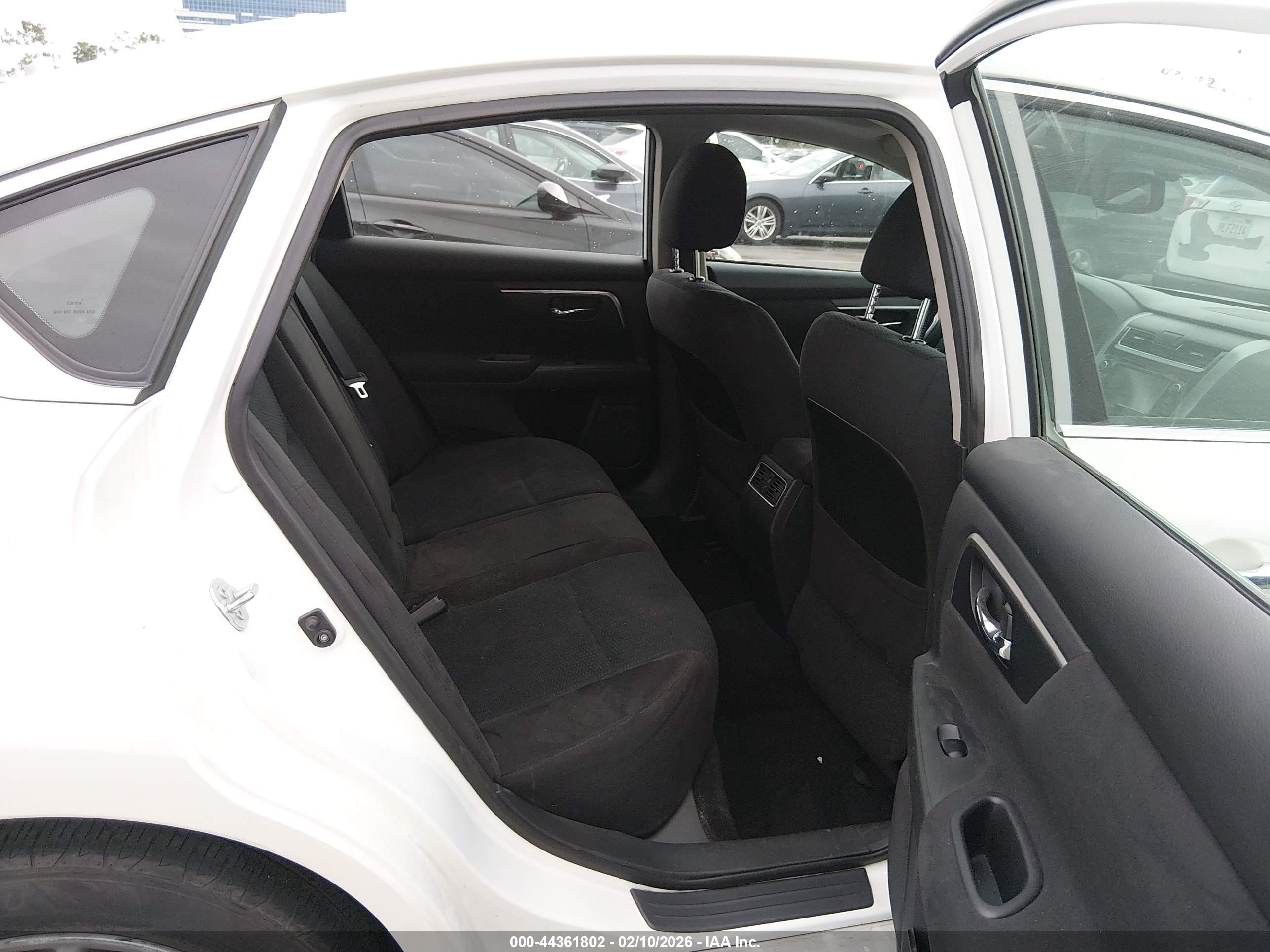 NISSAN ALTIMA image 8