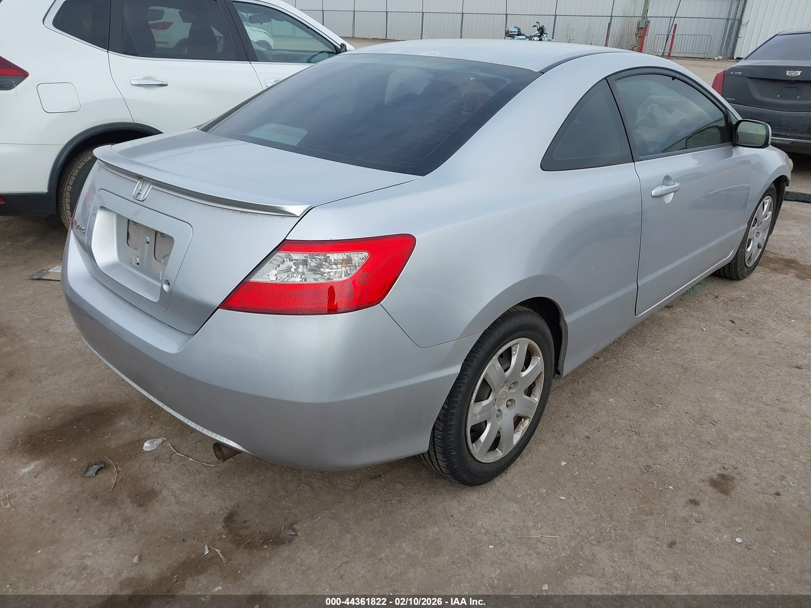 HONDA CIVIC image 4