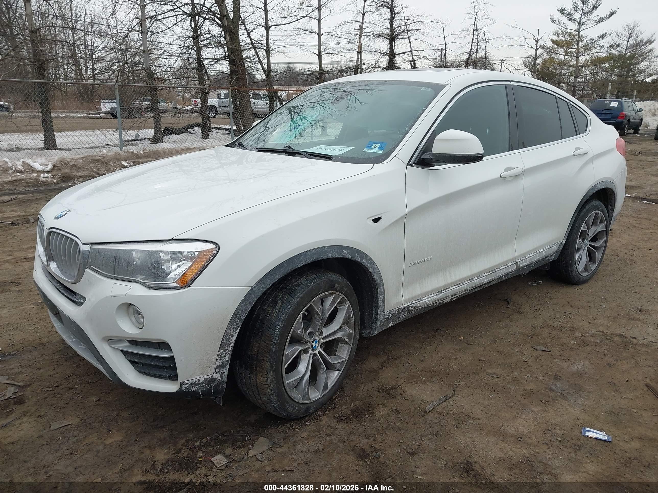 BMW X4 image 2